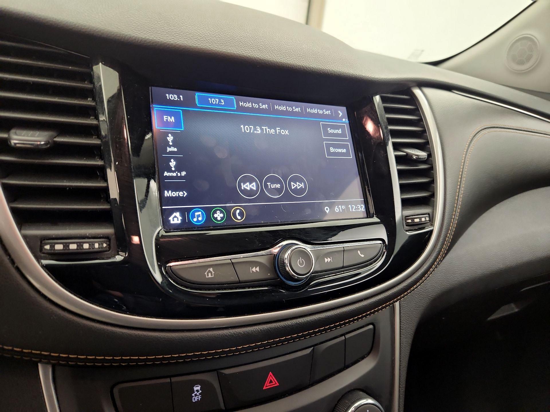 Thumbnail: 2018 Chevrolet Trax - 15