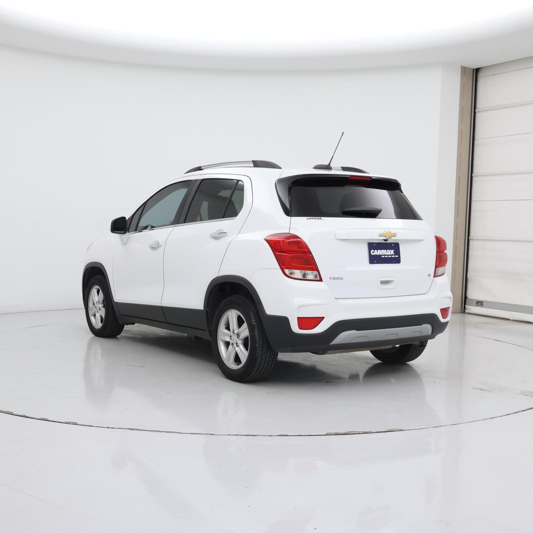 Thumbnail: 2018 Chevrolet Trax - 2