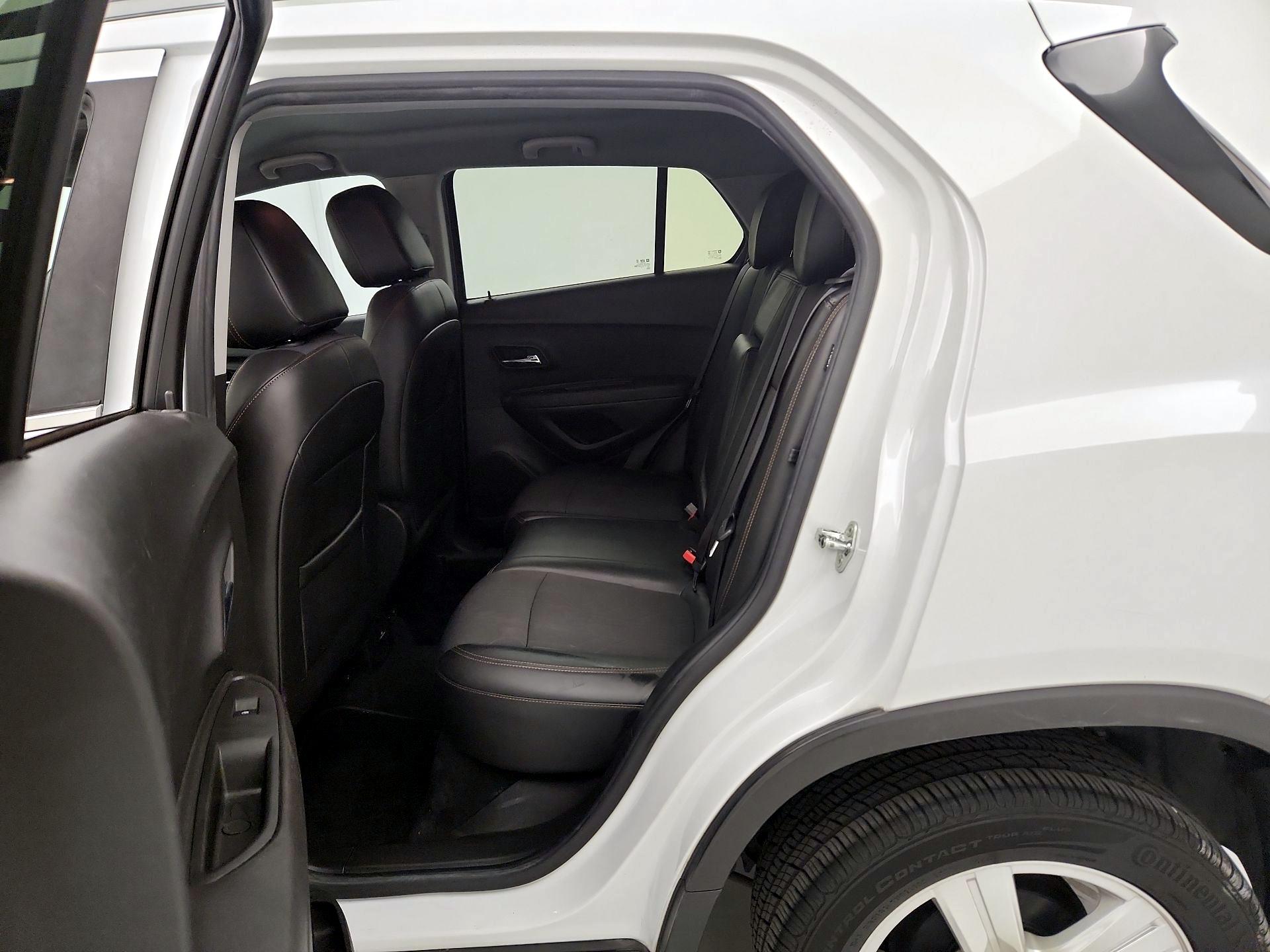 Thumbnail: 2018 Chevrolet Trax - 19