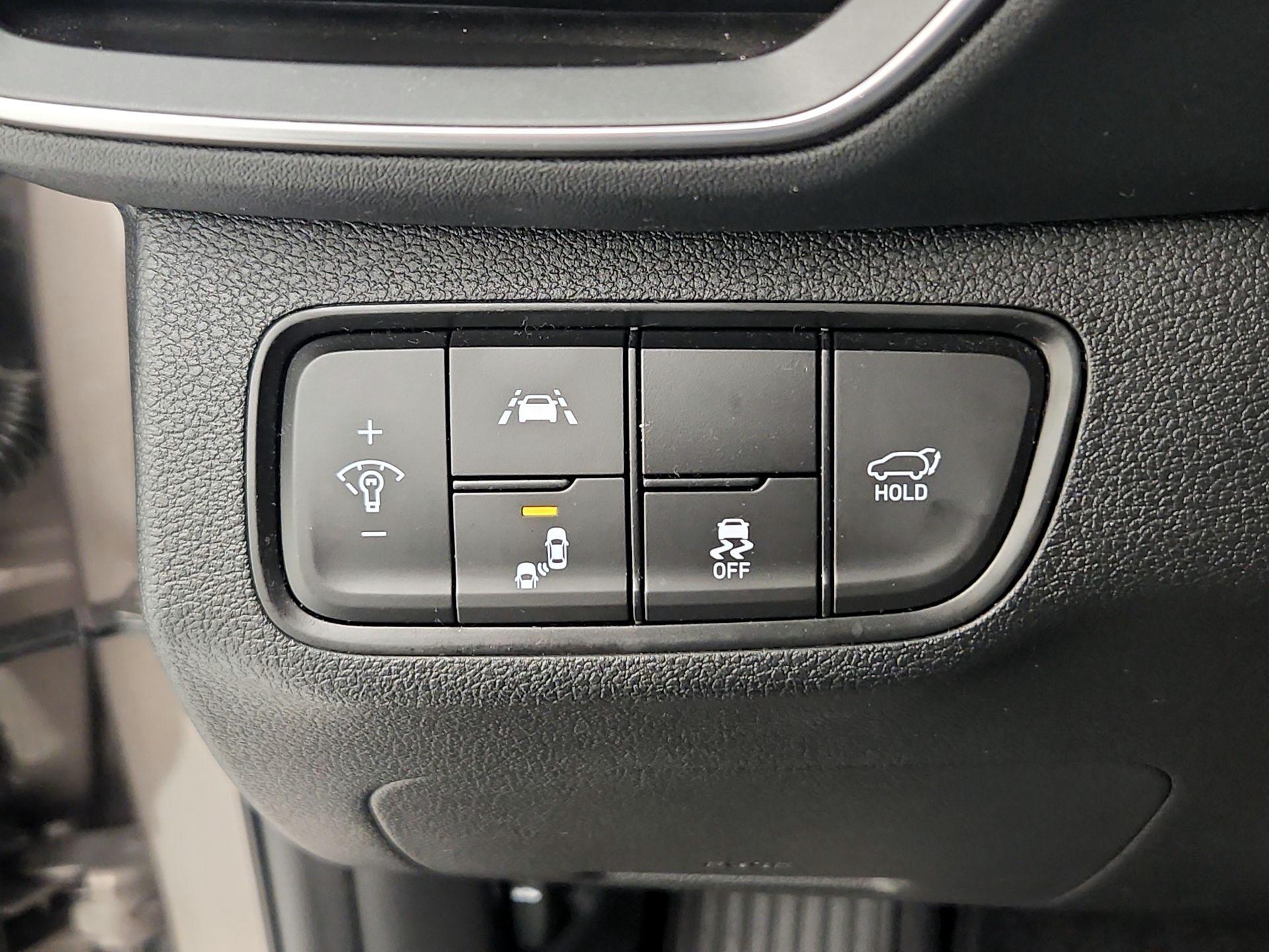 Thumbnail: 2019 Hyundai Santa Fe - 13