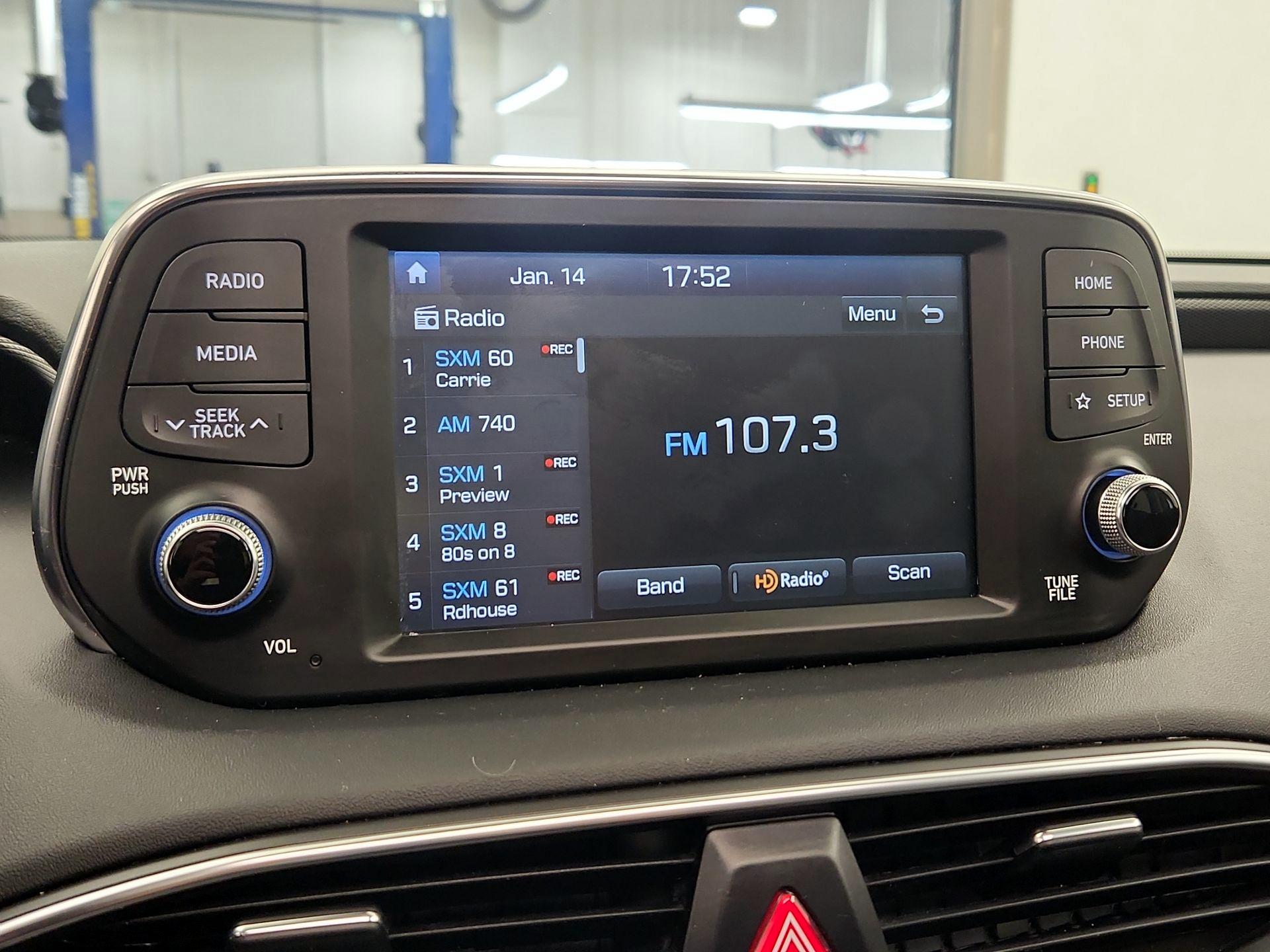 Thumbnail: 2019 Hyundai Santa Fe - 15