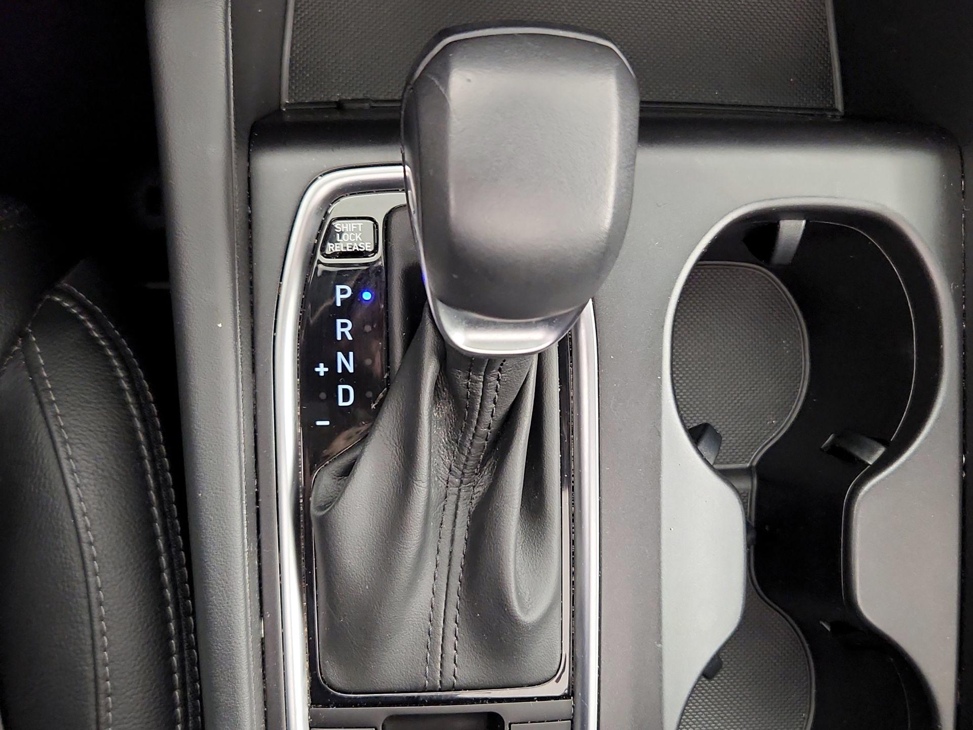 Thumbnail: 2019 Hyundai Santa Fe - 17