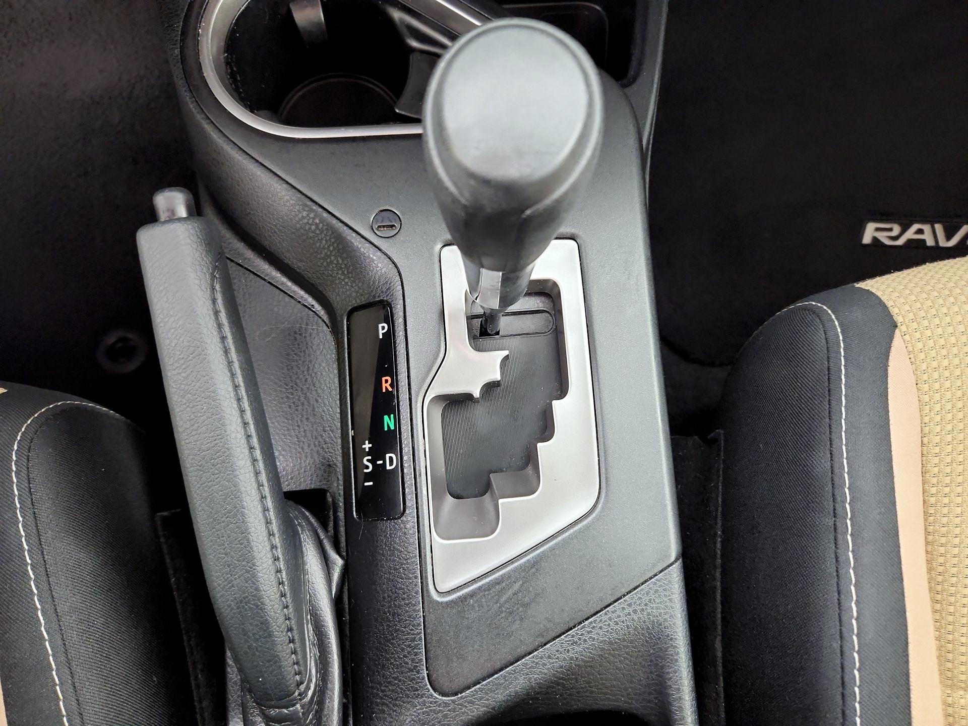 Thumbnail: 2017 Toyota RAV4 - 17