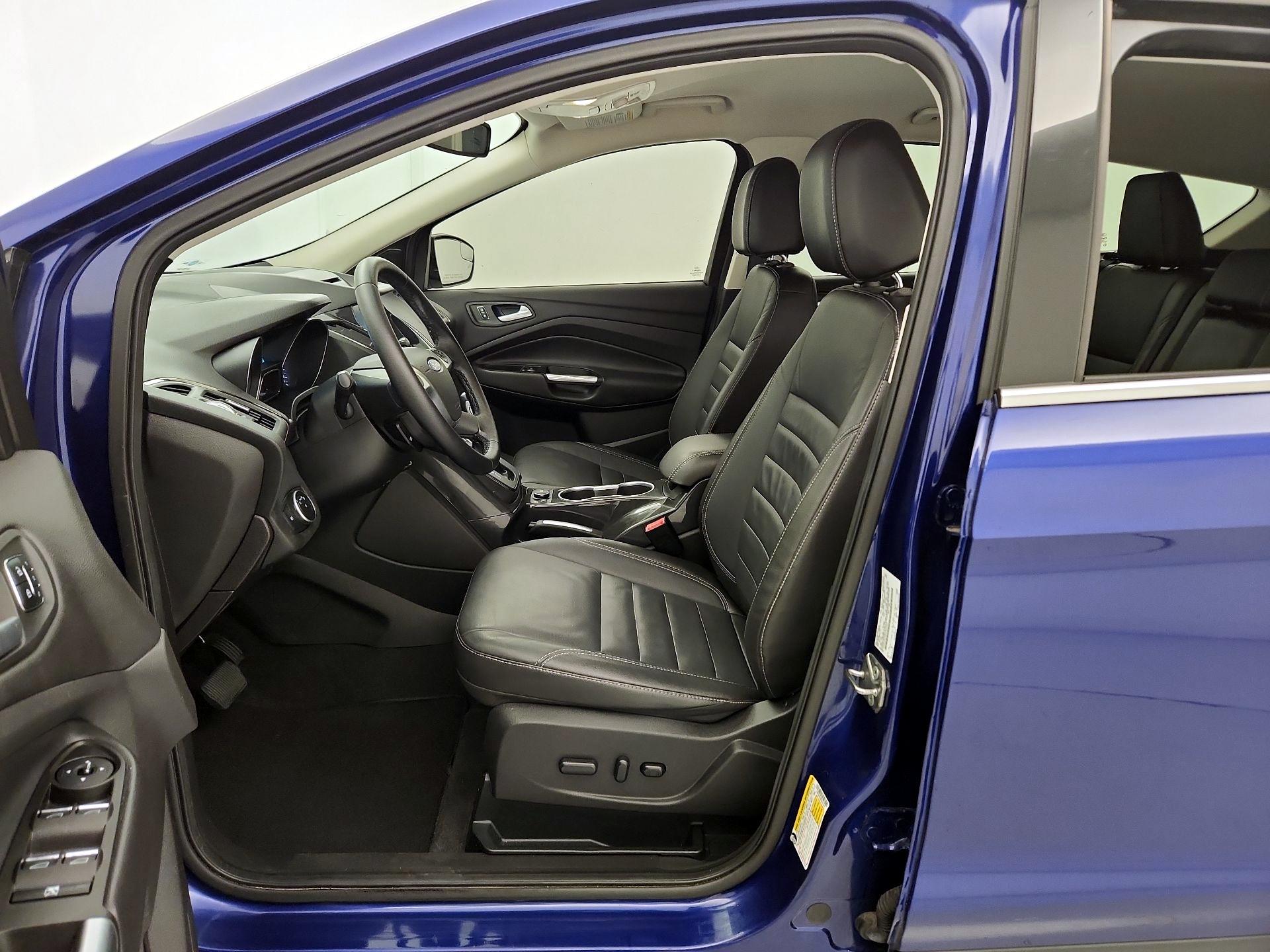 Thumbnail: 2015 Ford Escape - 11