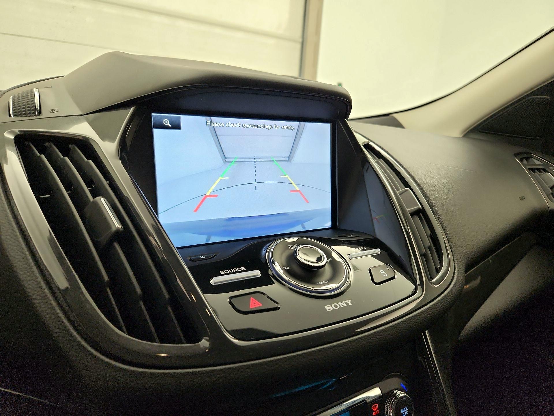 Thumbnail: 2015 Ford Escape - 14