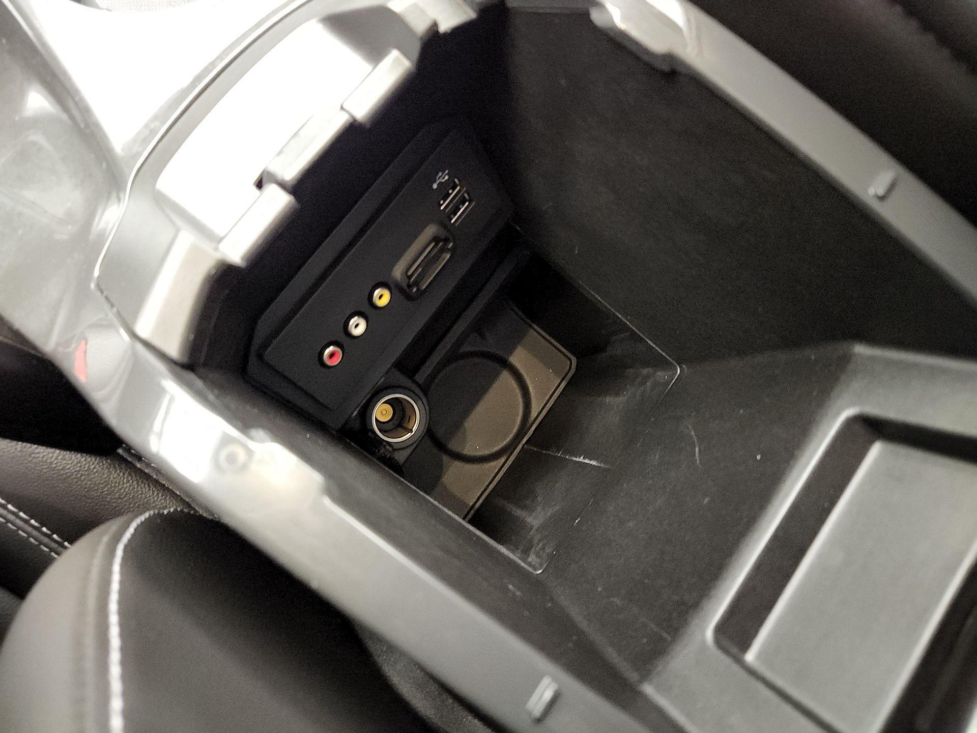 Thumbnail: 2015 Ford Escape - 18