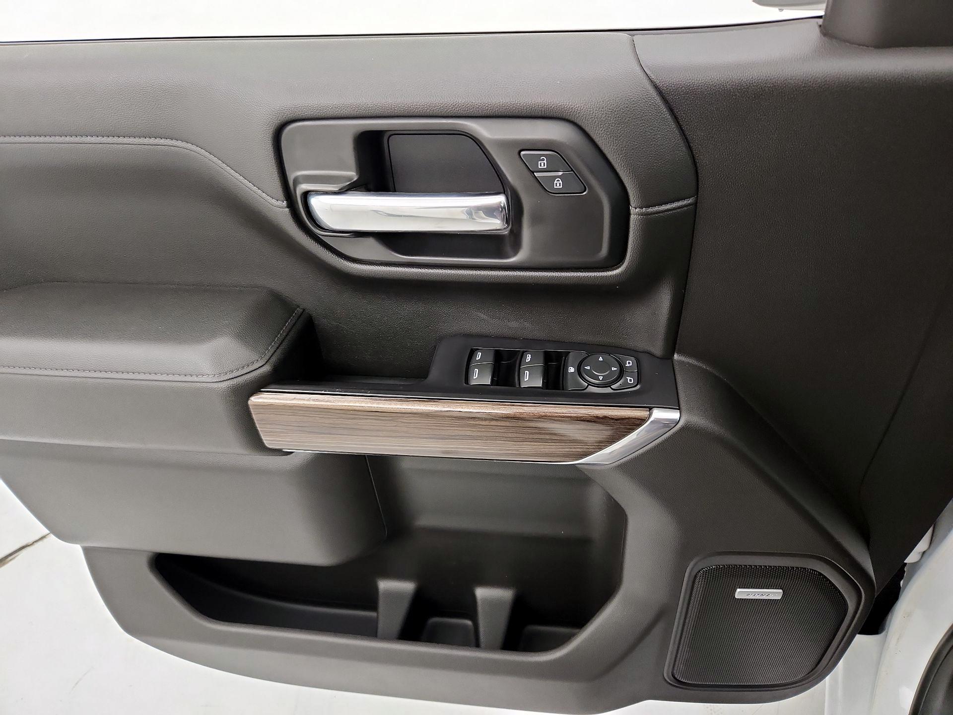 Thumbnail: 2021 Chevrolet Silverado 1500 - 12