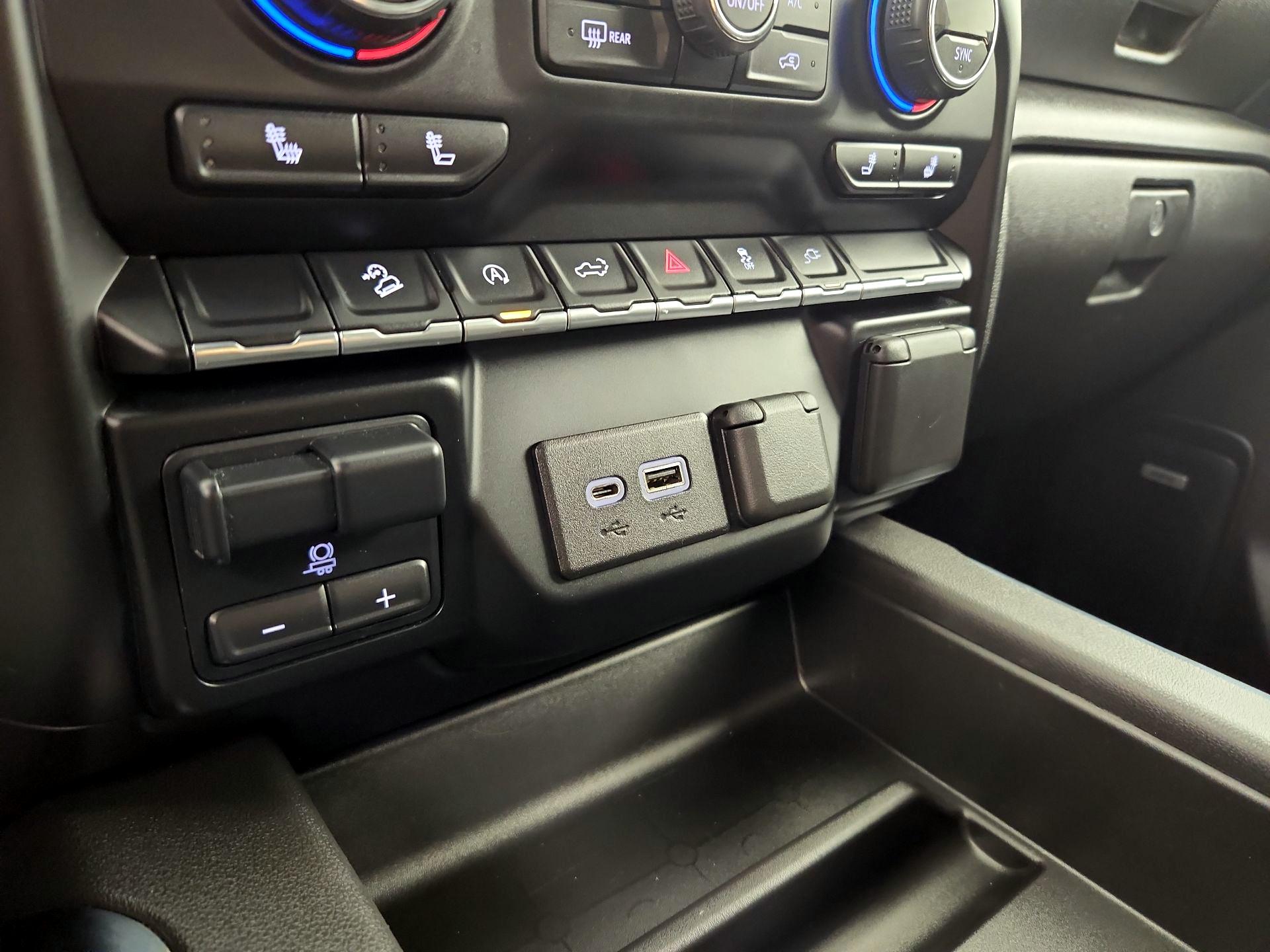 Thumbnail: 2021 Chevrolet Silverado 1500 - 18