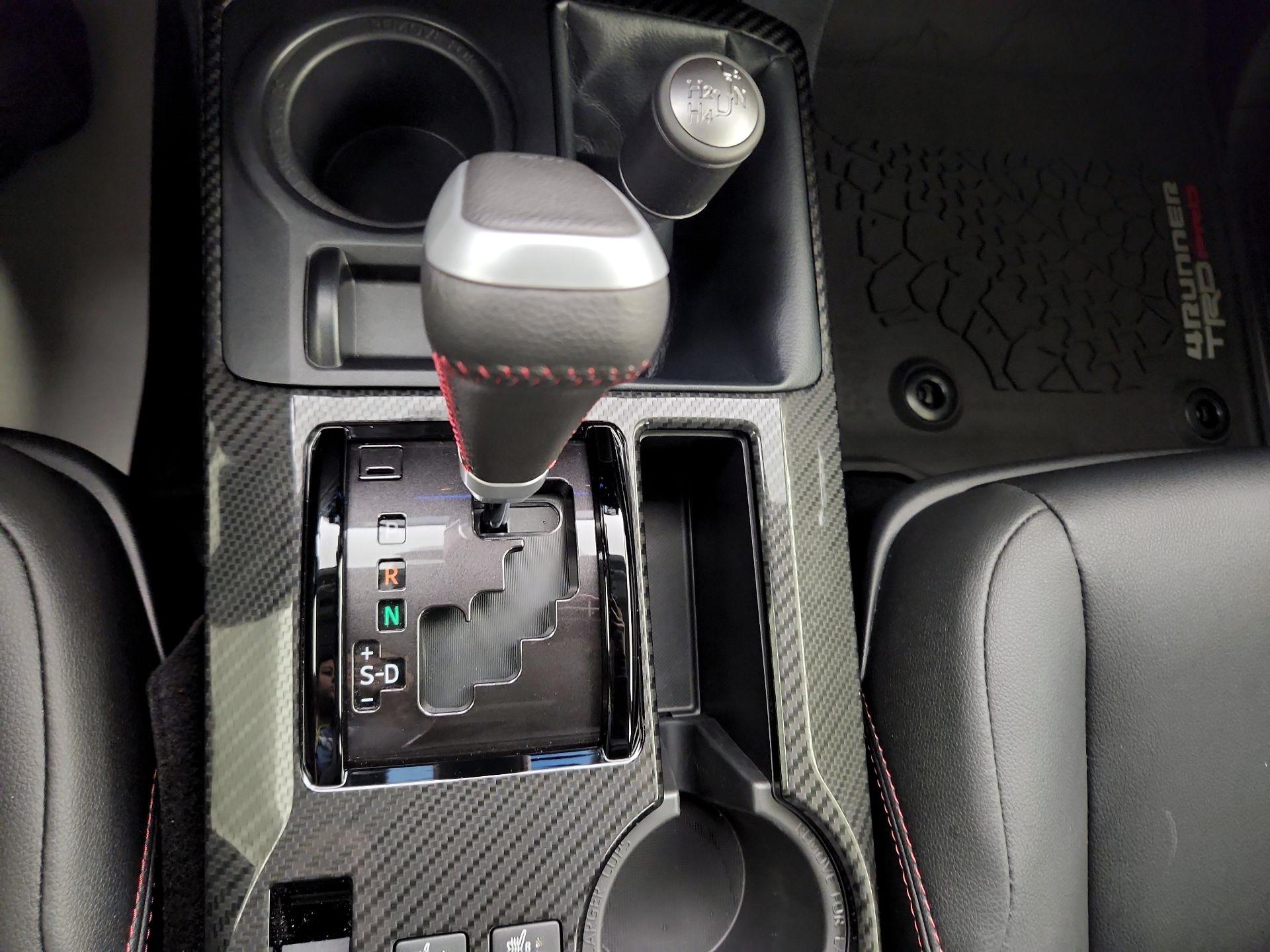 Thumbnail: 2024 Toyota 4Runner - 18