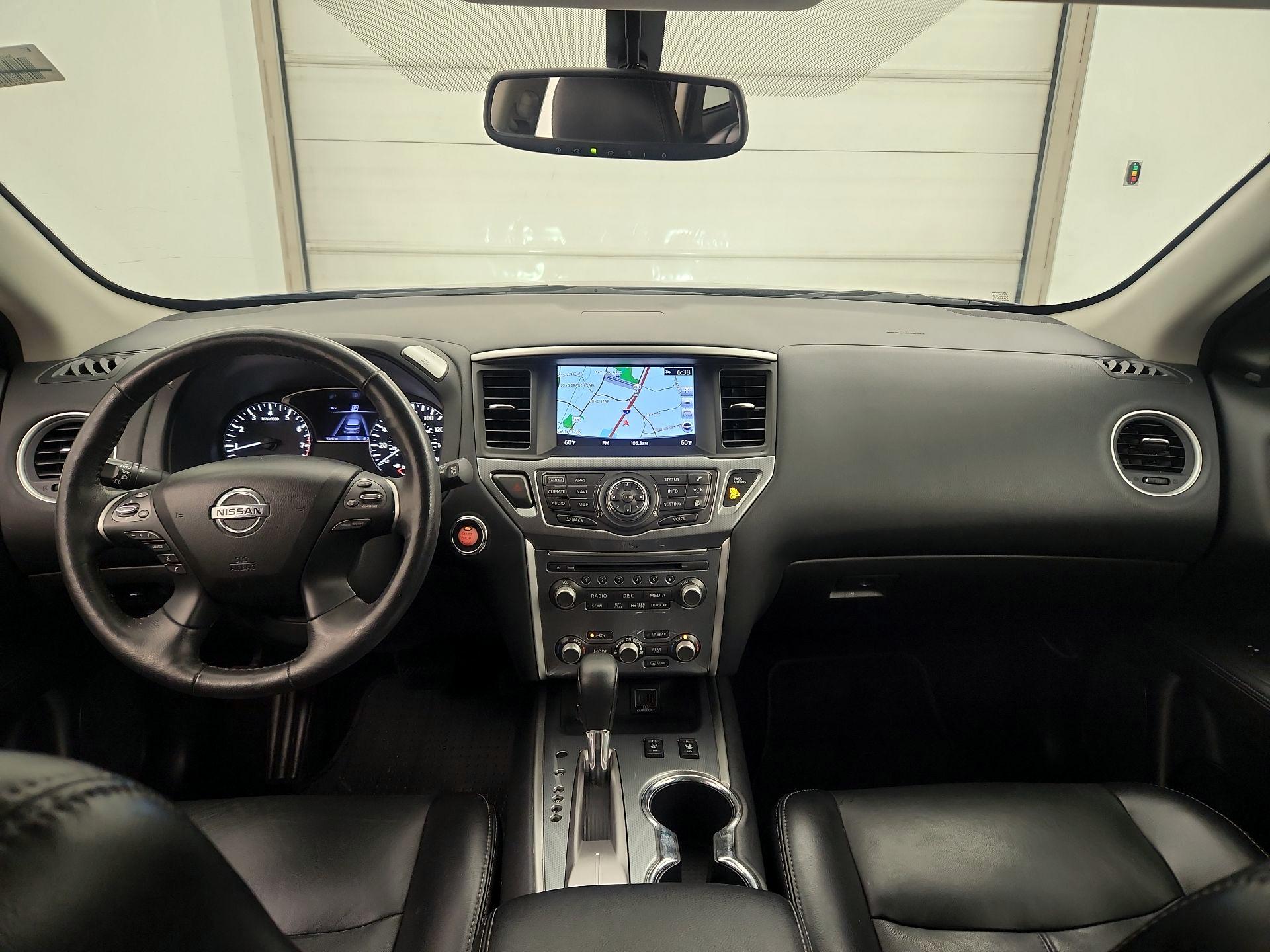 Thumbnail: 2020 Nissan Pathfinder - 9