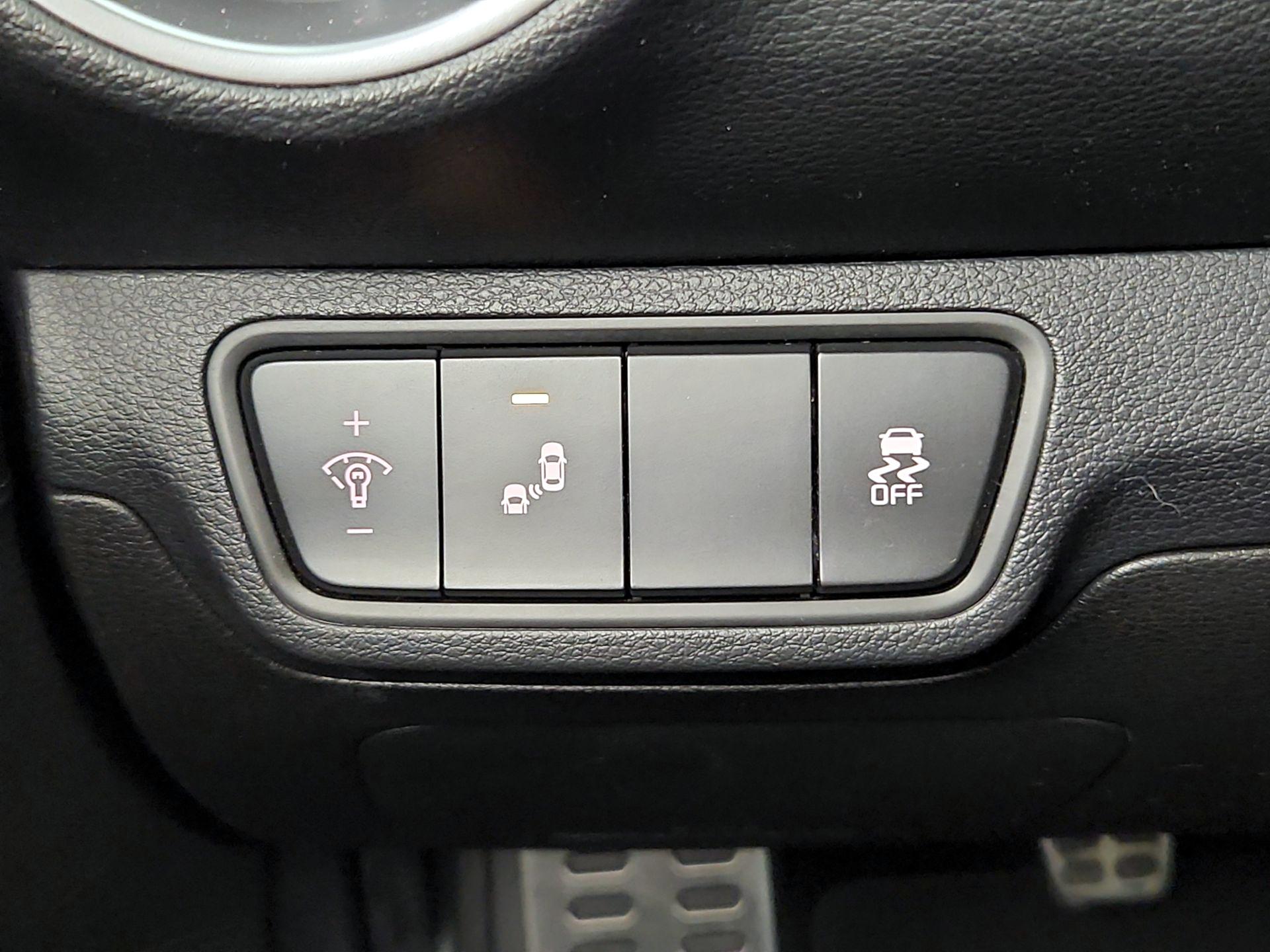 Thumbnail: 2023 Kia Forte - 13