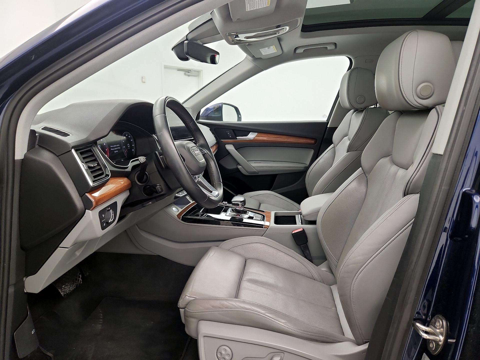 Thumbnail: 2021 Audi Q5 - 11