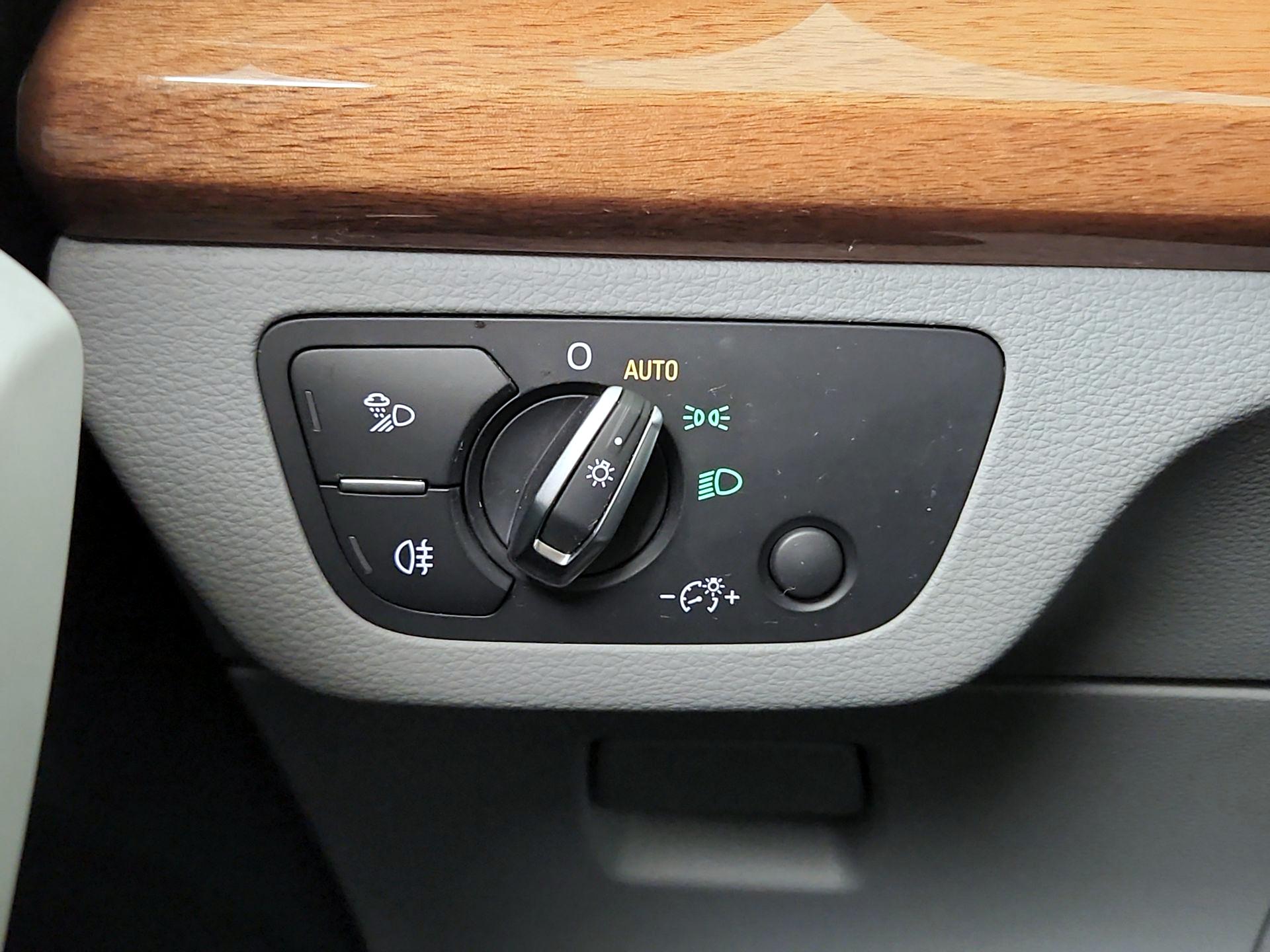 Thumbnail: 2021 Audi Q5 - 13