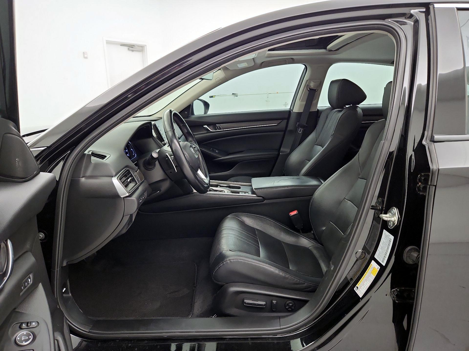 Thumbnail: 2018 Honda Accord - 11