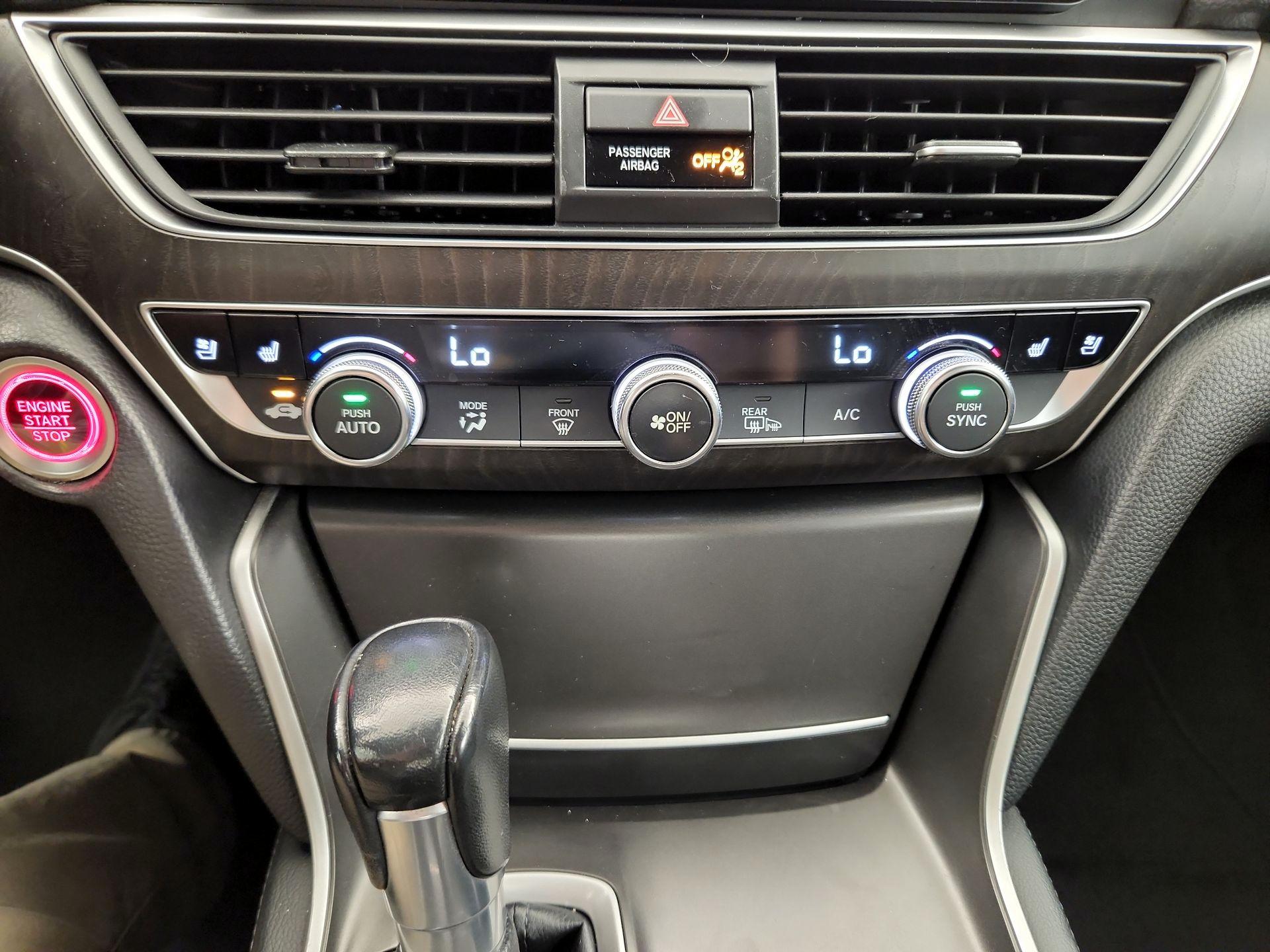 Thumbnail: 2018 Honda Accord - 17