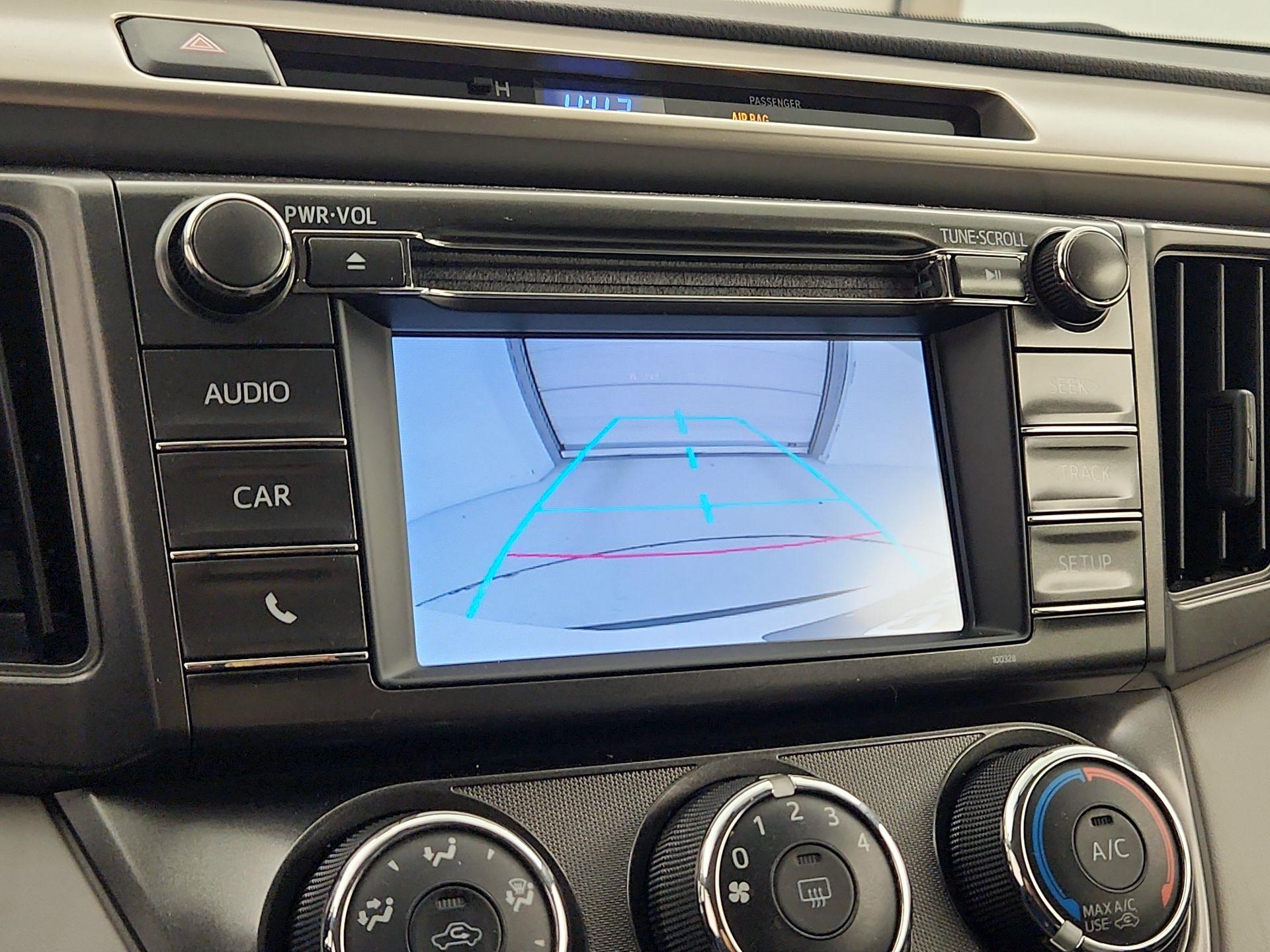 Thumbnail: 2014 Toyota RAV4 - 14