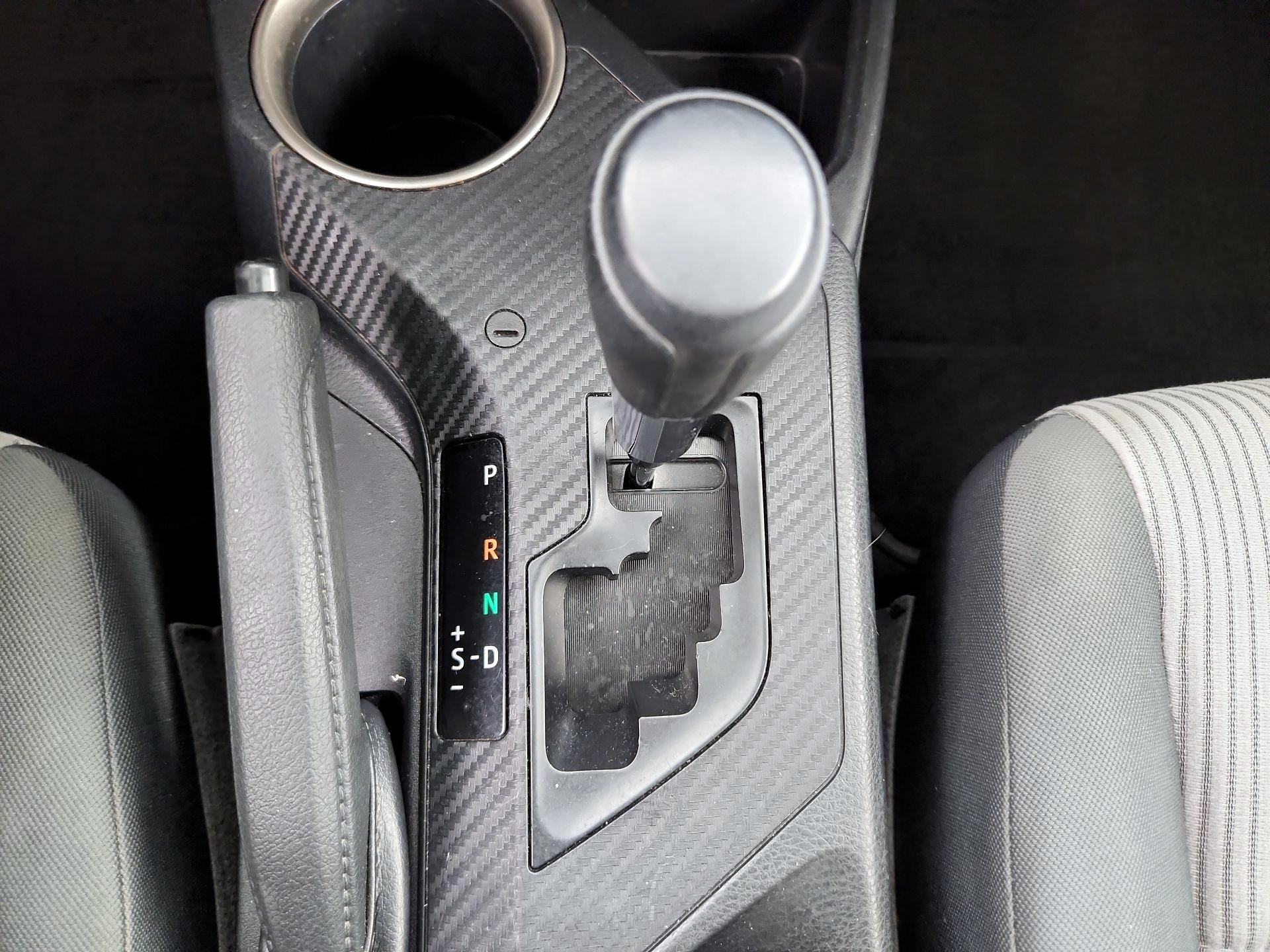 Thumbnail: 2014 Toyota RAV4 - 17