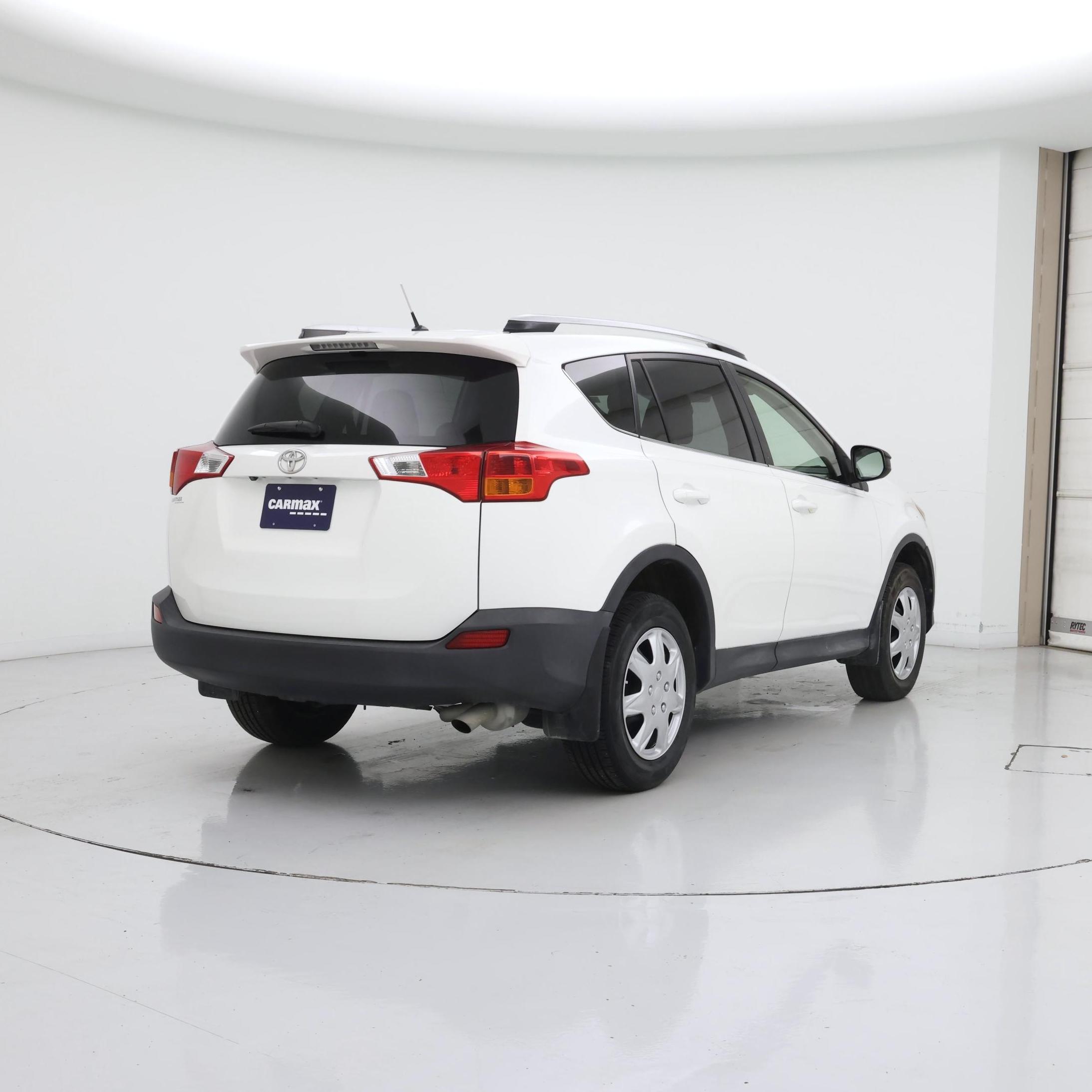 Thumbnail: 2014 Toyota RAV4 - 8