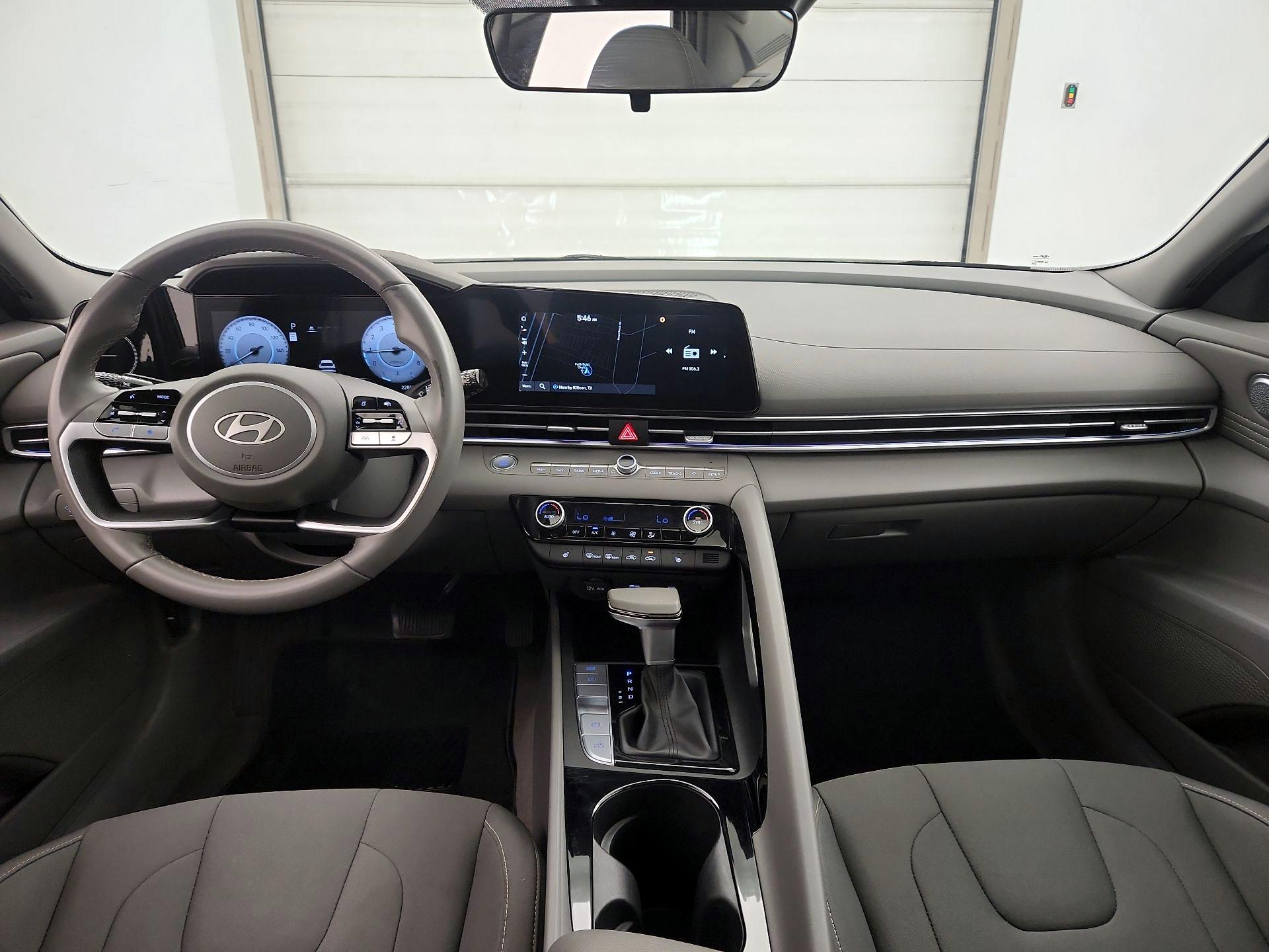 Thumbnail: 2025 Hyundai Elantra - 9