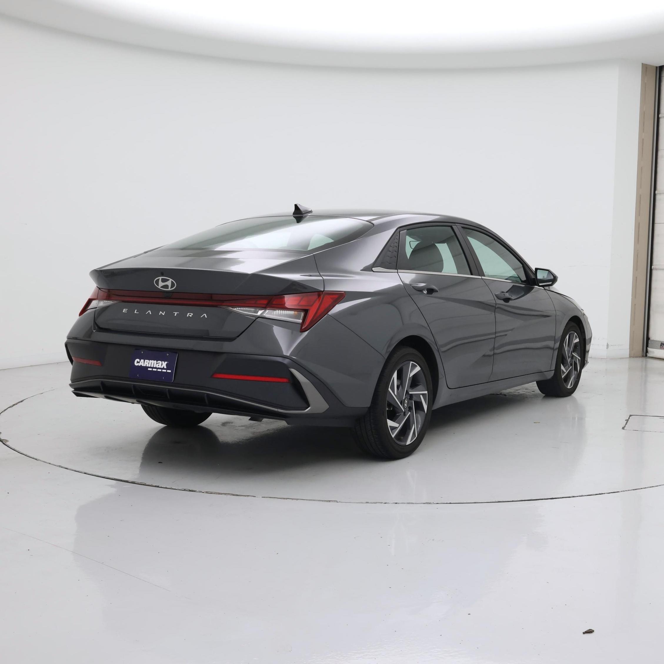 Thumbnail: 2025 Hyundai Elantra - 8