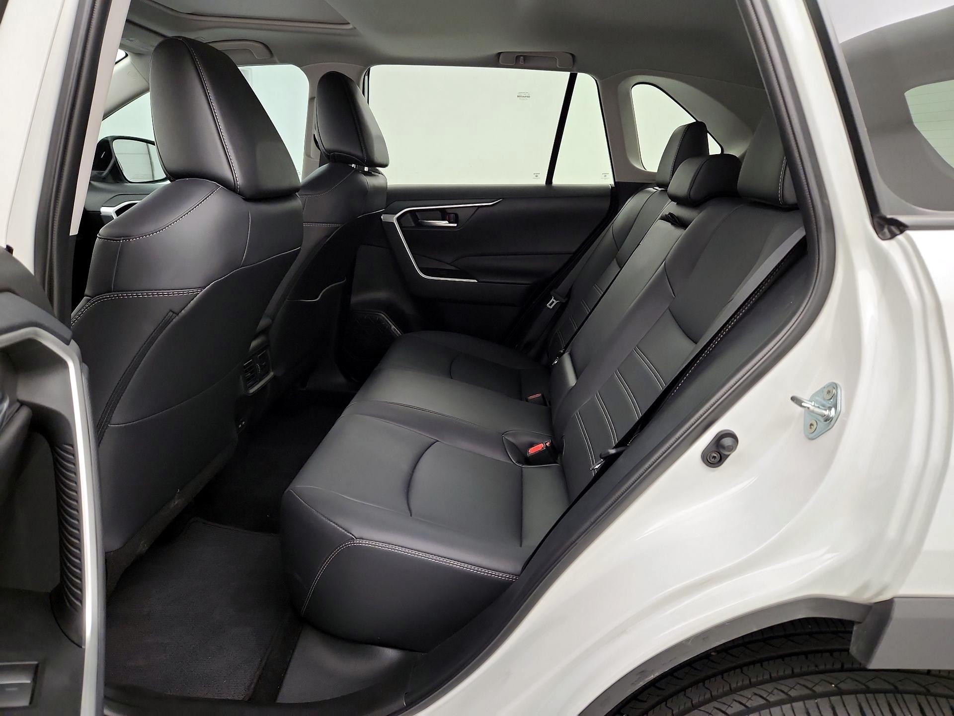 Thumbnail: 2025 Toyota RAV4 - 20