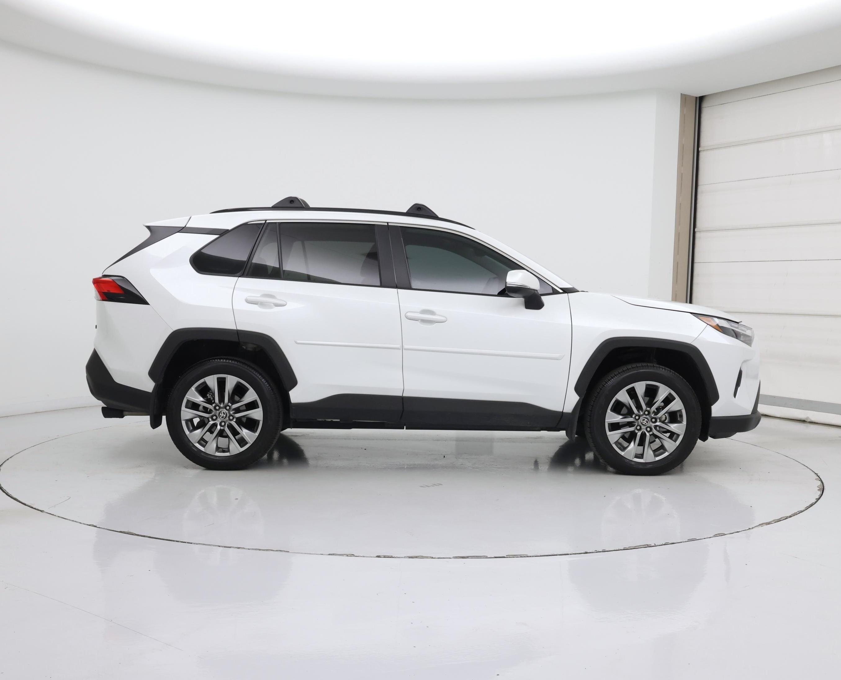 Thumbnail: 2025 Toyota RAV4 - 7