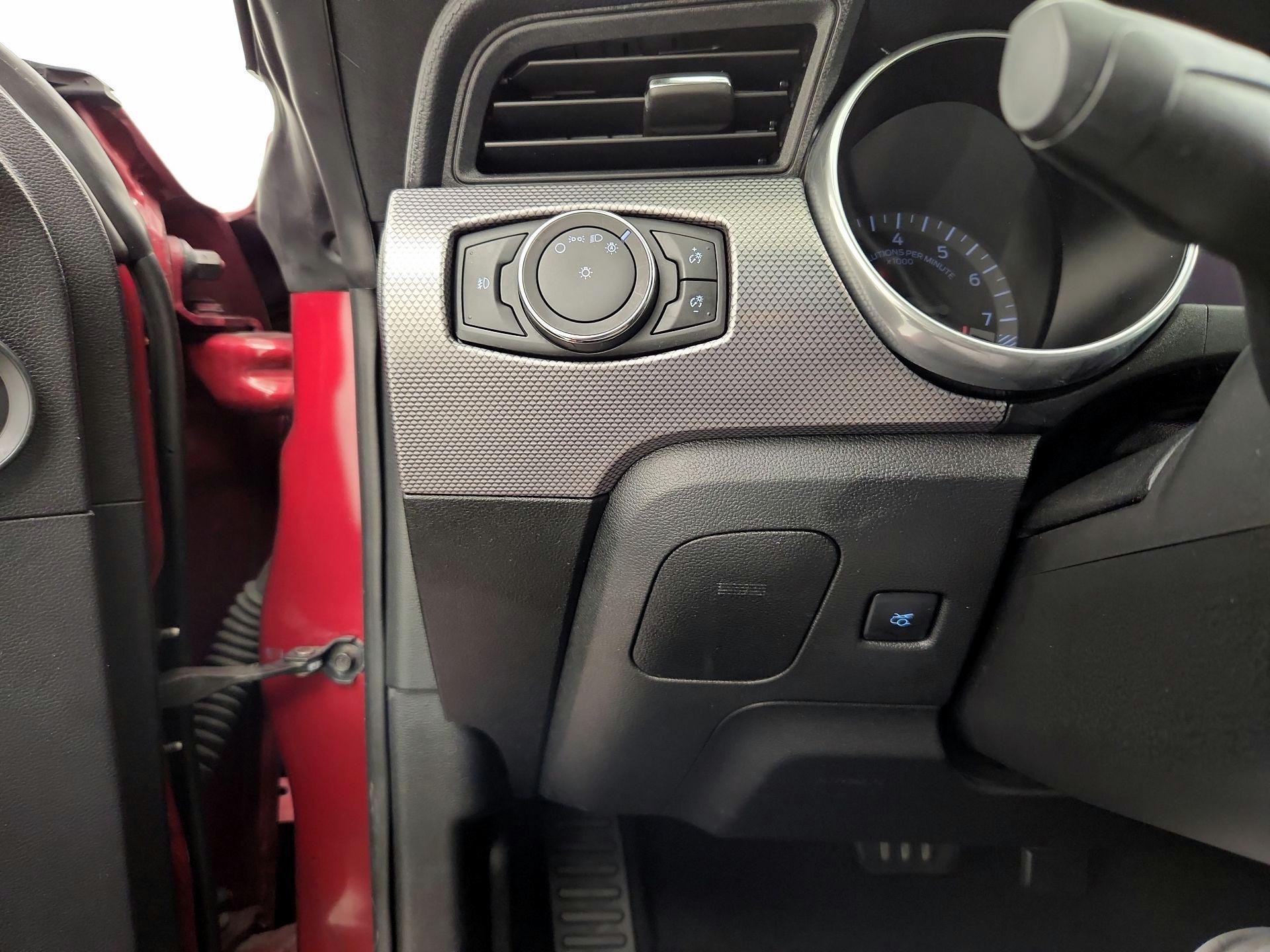 Thumbnail: 2019 Ford Mustang - 13