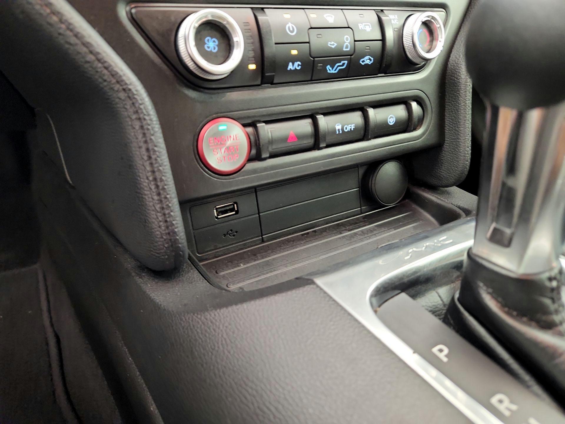 Thumbnail: 2019 Ford Mustang - 18