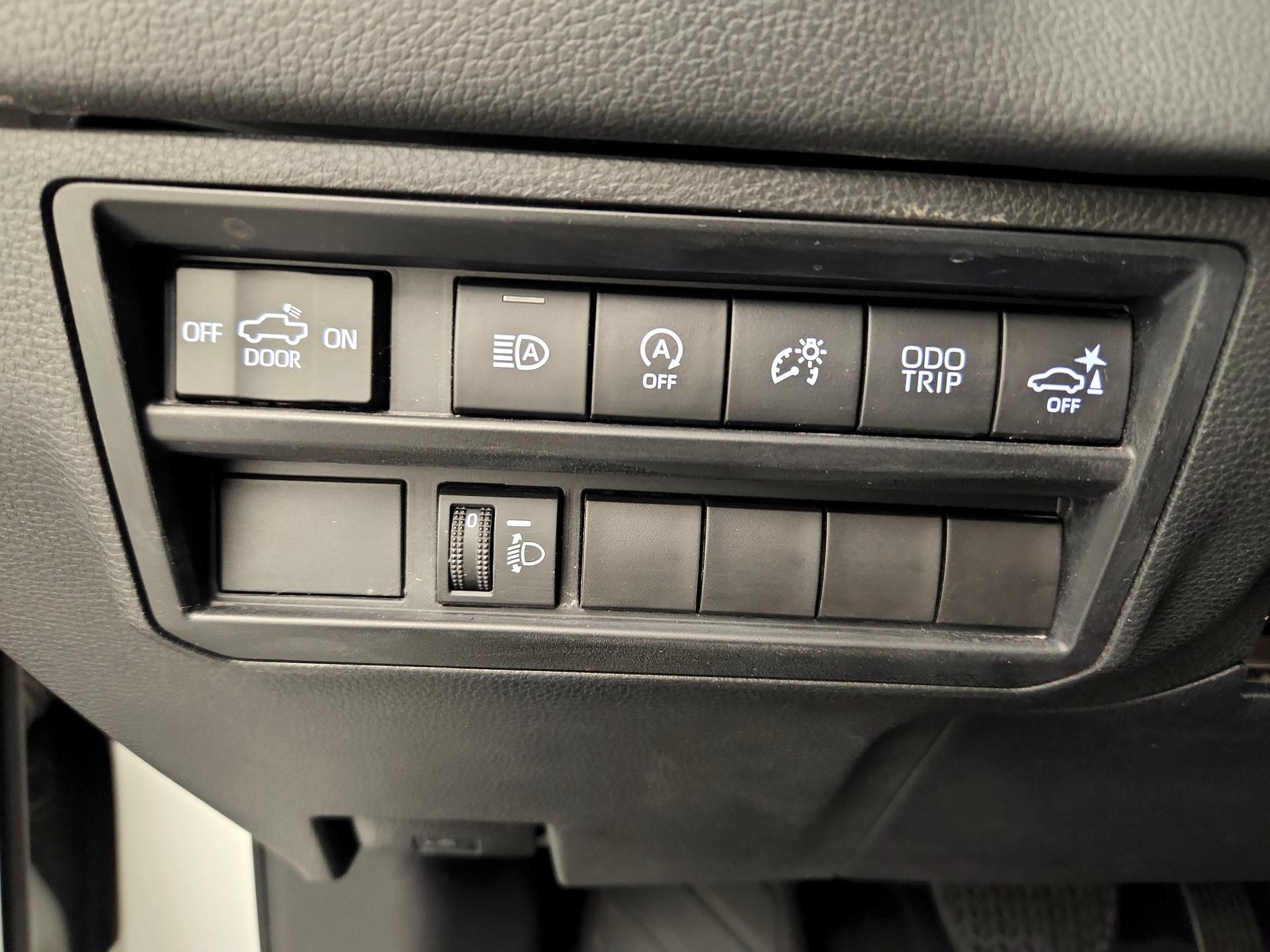 Thumbnail: 2022 Toyota Tundra - 13