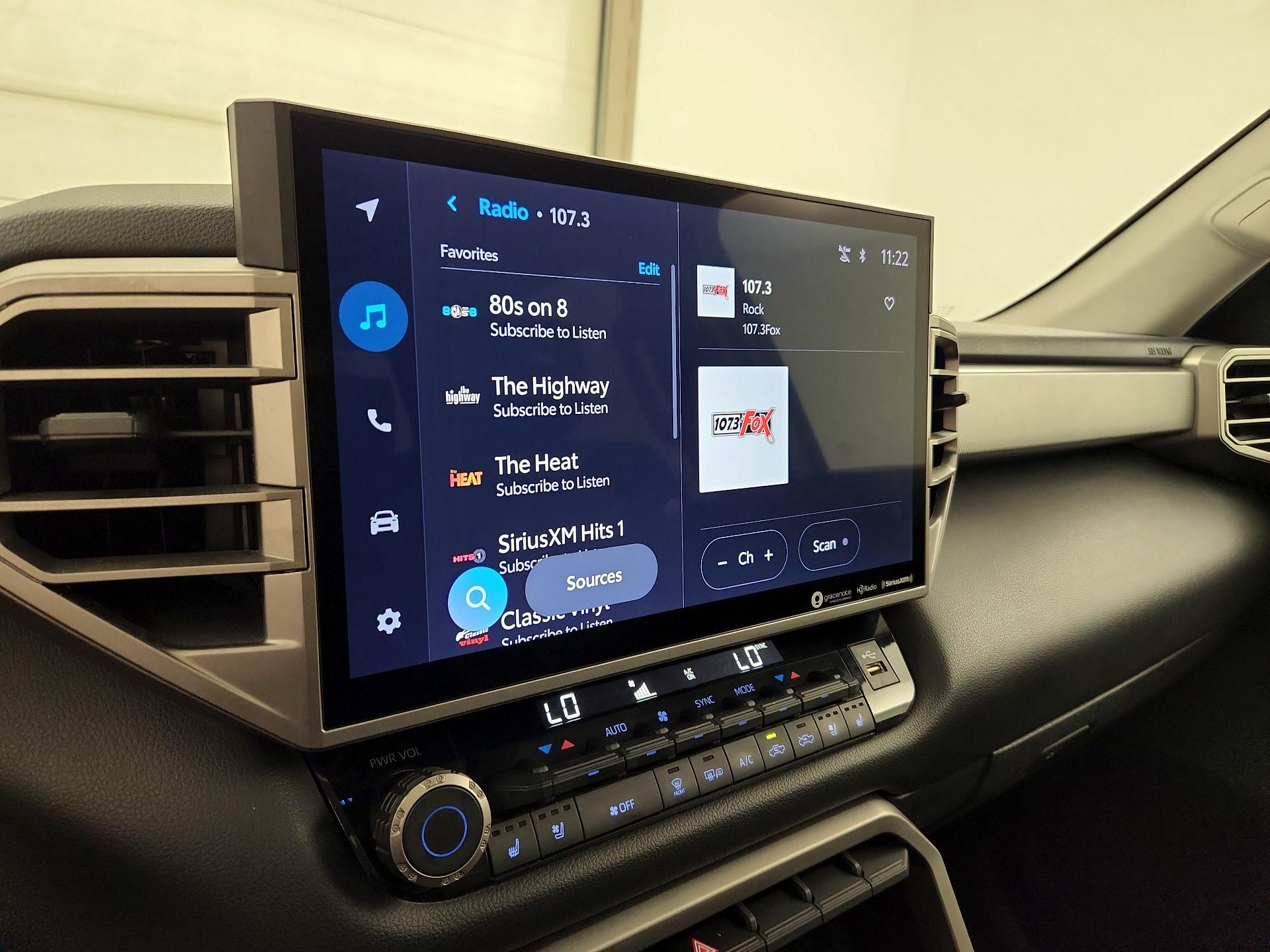 Thumbnail: 2022 Toyota Tundra - 15