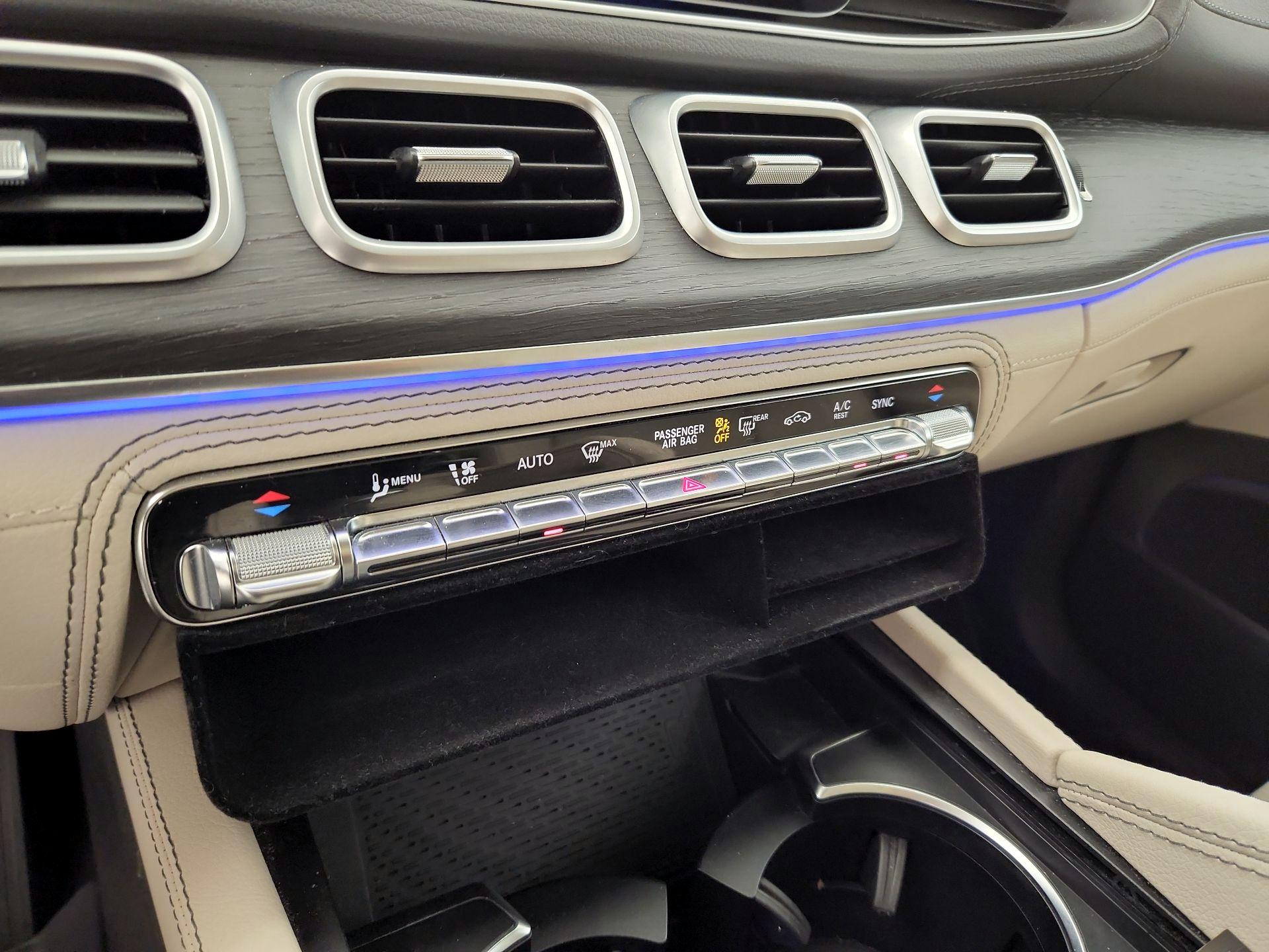 Thumbnail: 2020 Mercedes-Benz GLE - 17