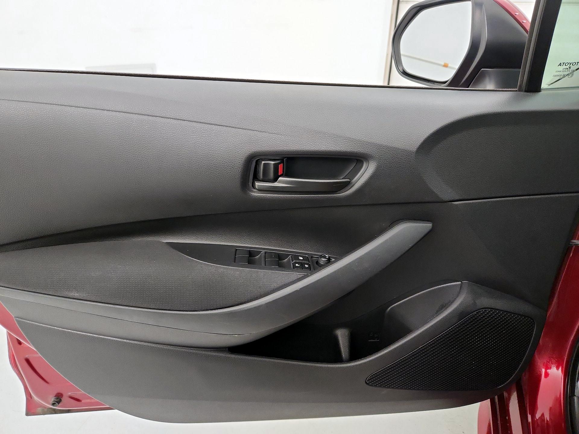 Thumbnail: 2023 Toyota Corolla - 12