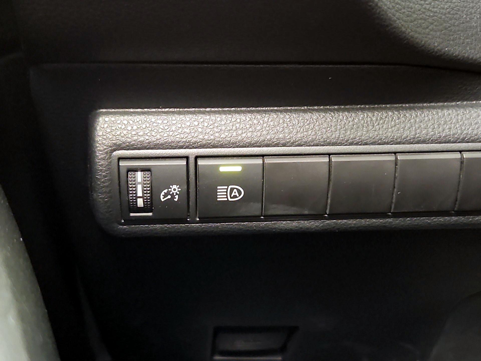 Thumbnail: 2023 Toyota Corolla - 13