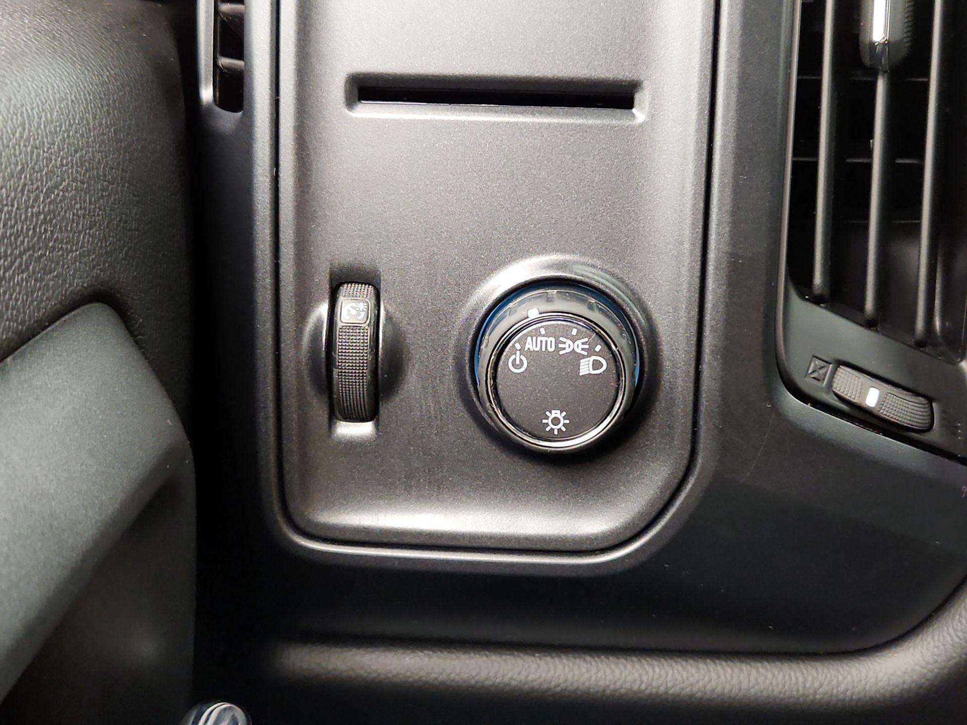 Thumbnail: 2017 GMC Sierra 1500 - 13