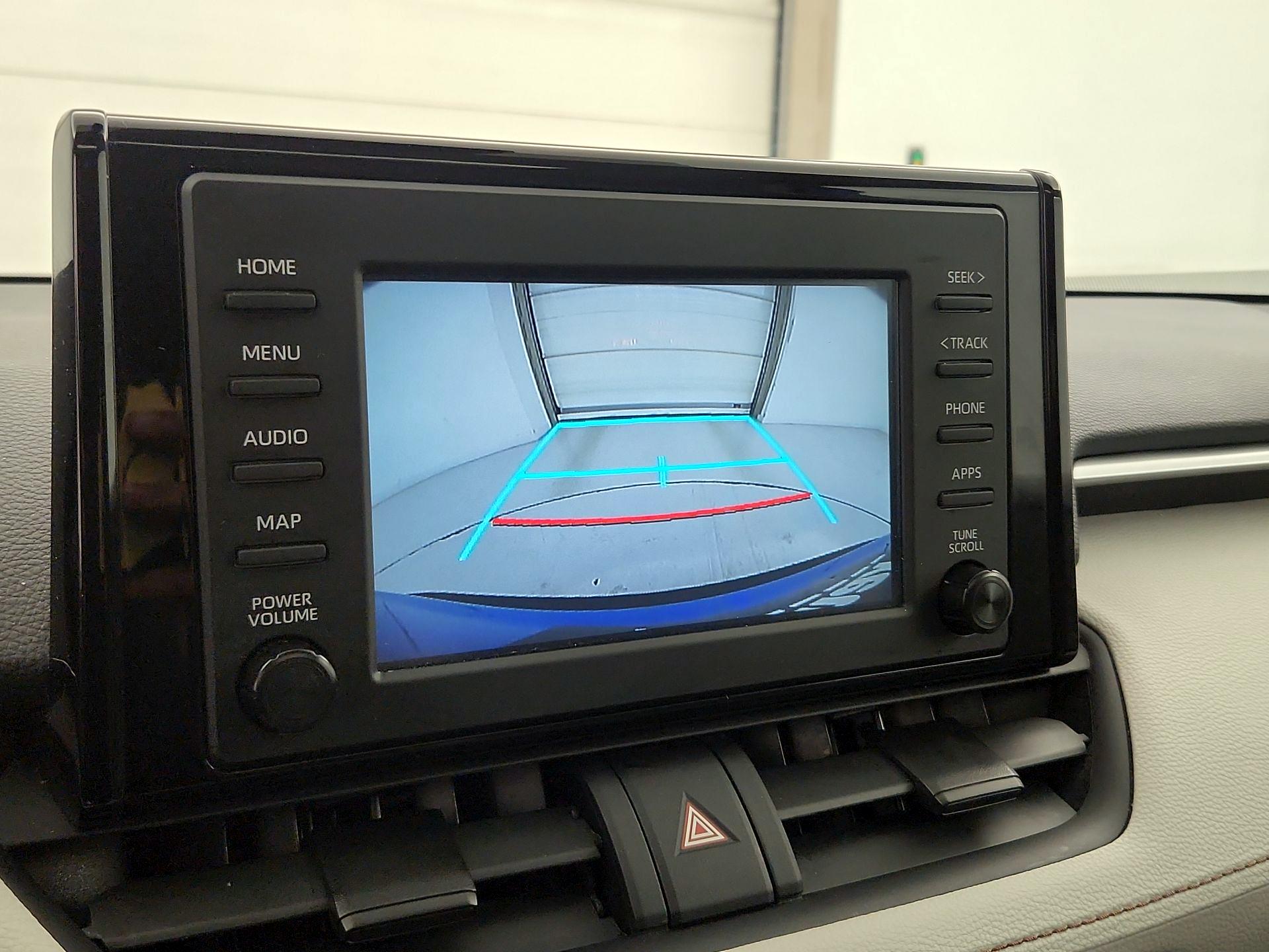 Thumbnail: 2019 Toyota RAV4 - 14