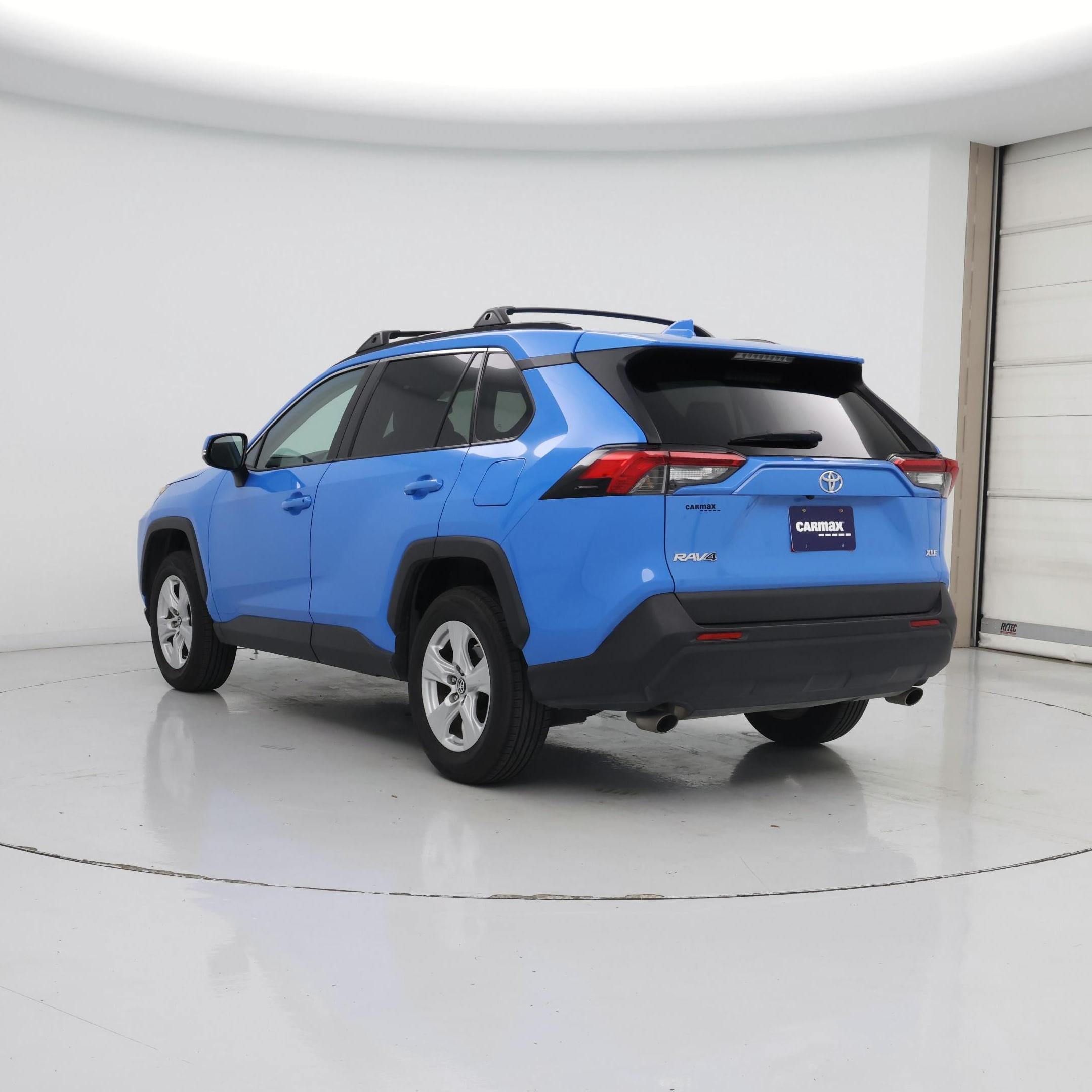 Thumbnail: 2019 Toyota RAV4 - 2