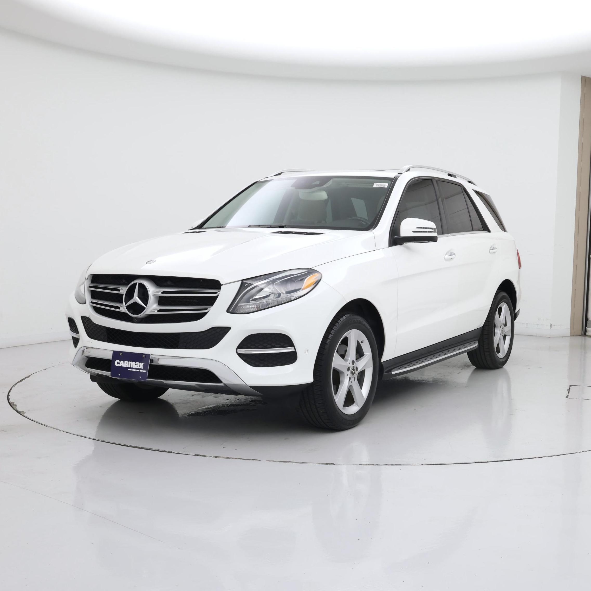 Thumbnail: 2017 Mercedes-Benz GLE - 4