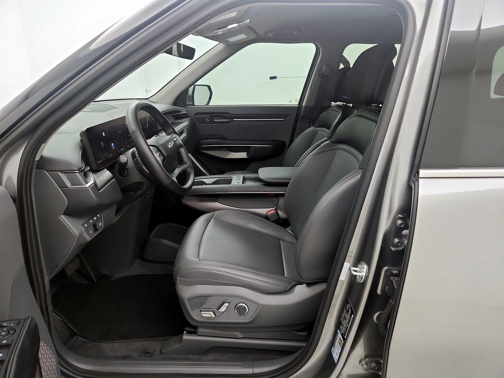 Thumbnail: 2024 Kia EV9 - 11