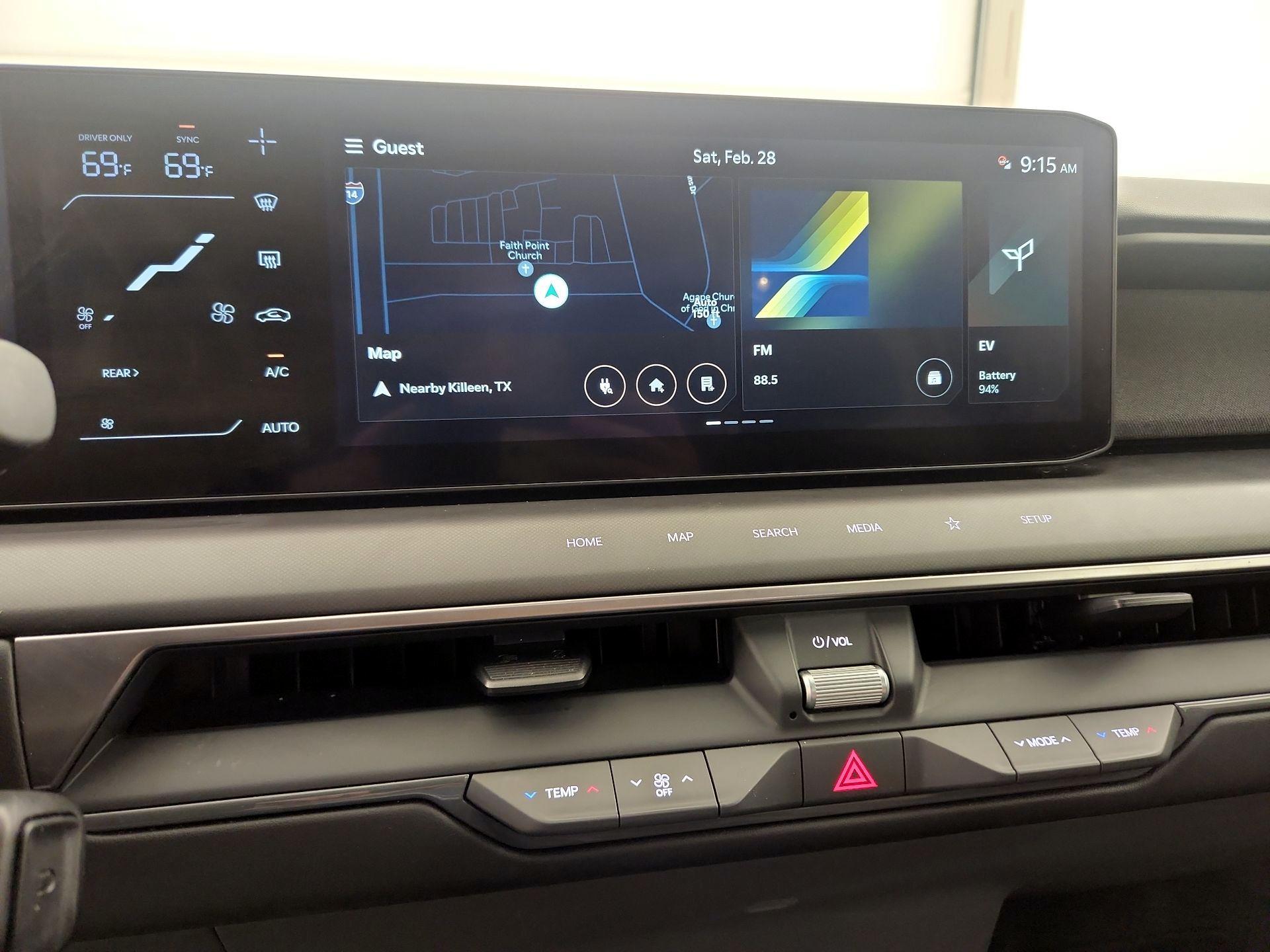 Thumbnail: 2024 Kia EV9 - 17