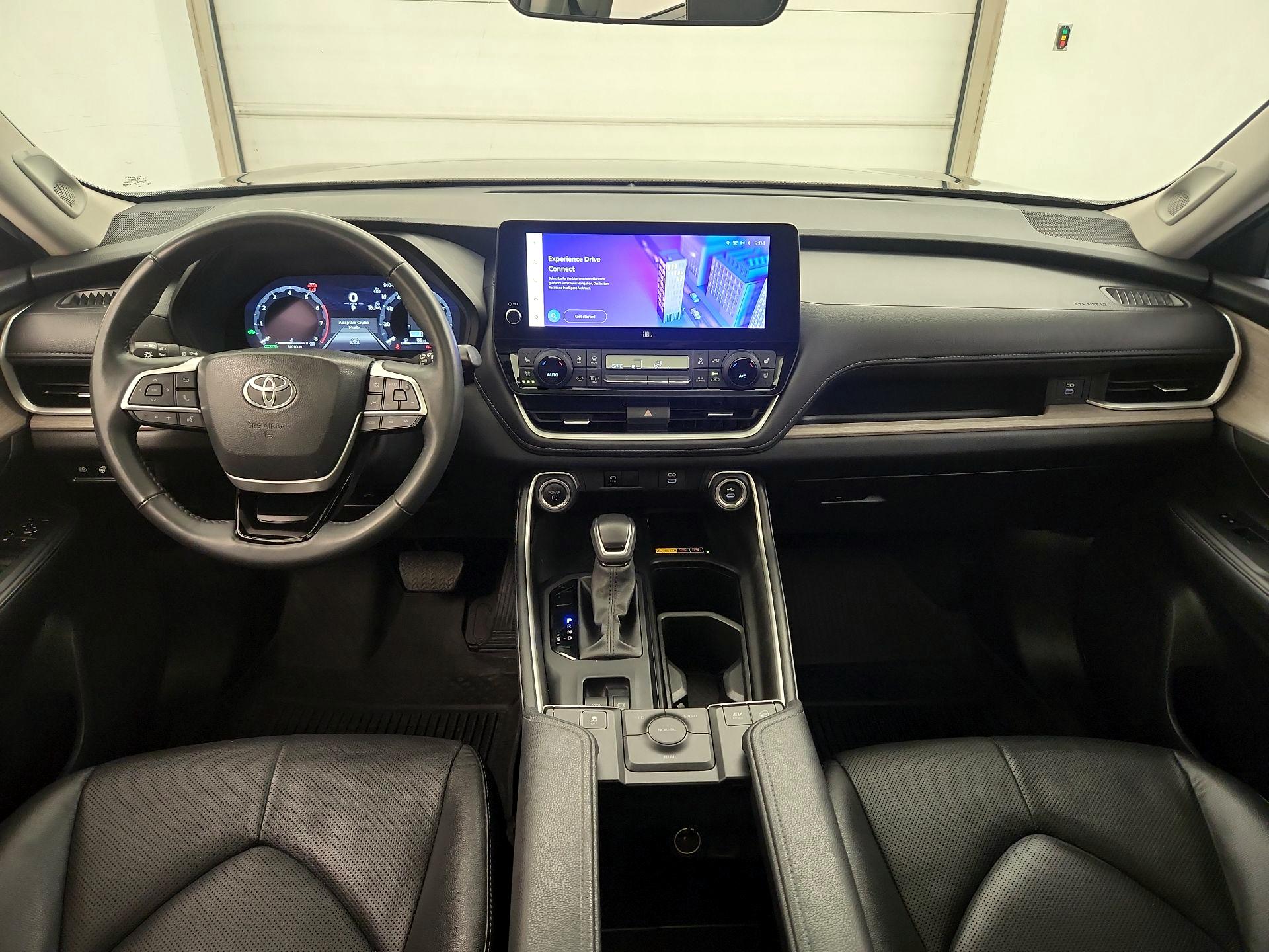 Thumbnail: 2024 Toyota Highlander - 9