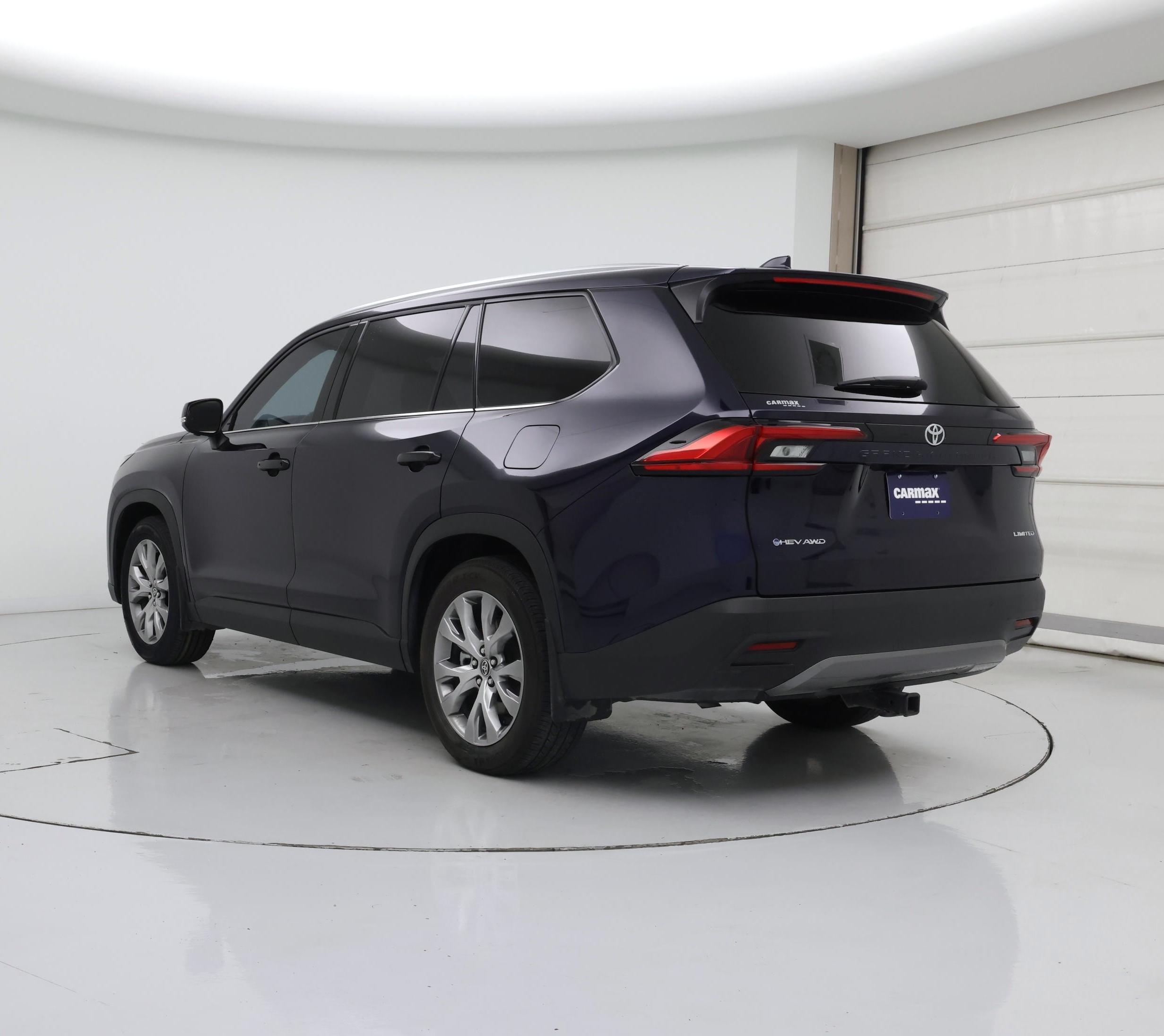 Thumbnail: 2024 Toyota Highlander - 2