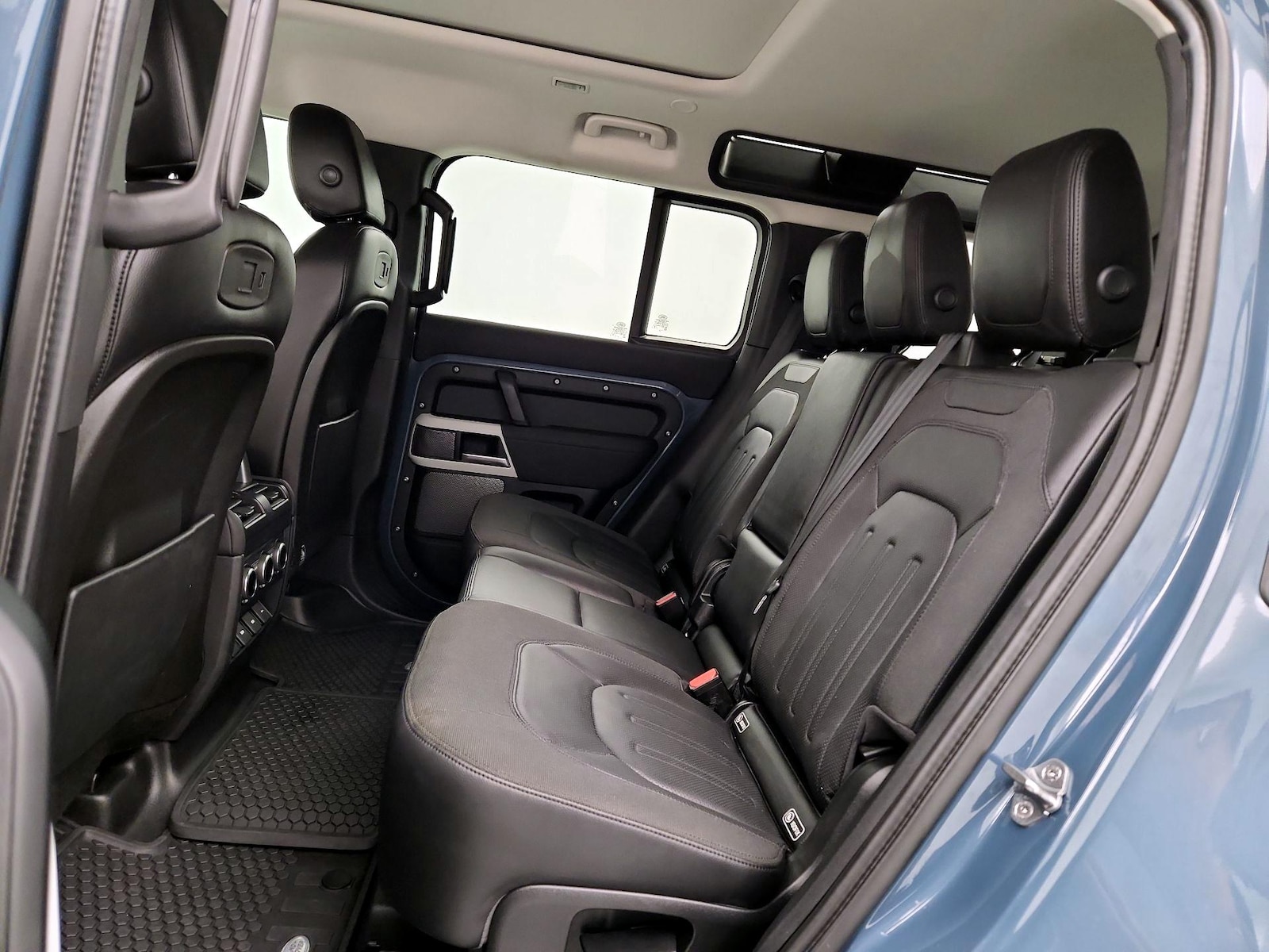 2020 Land Rover Defender SE - Photo 21