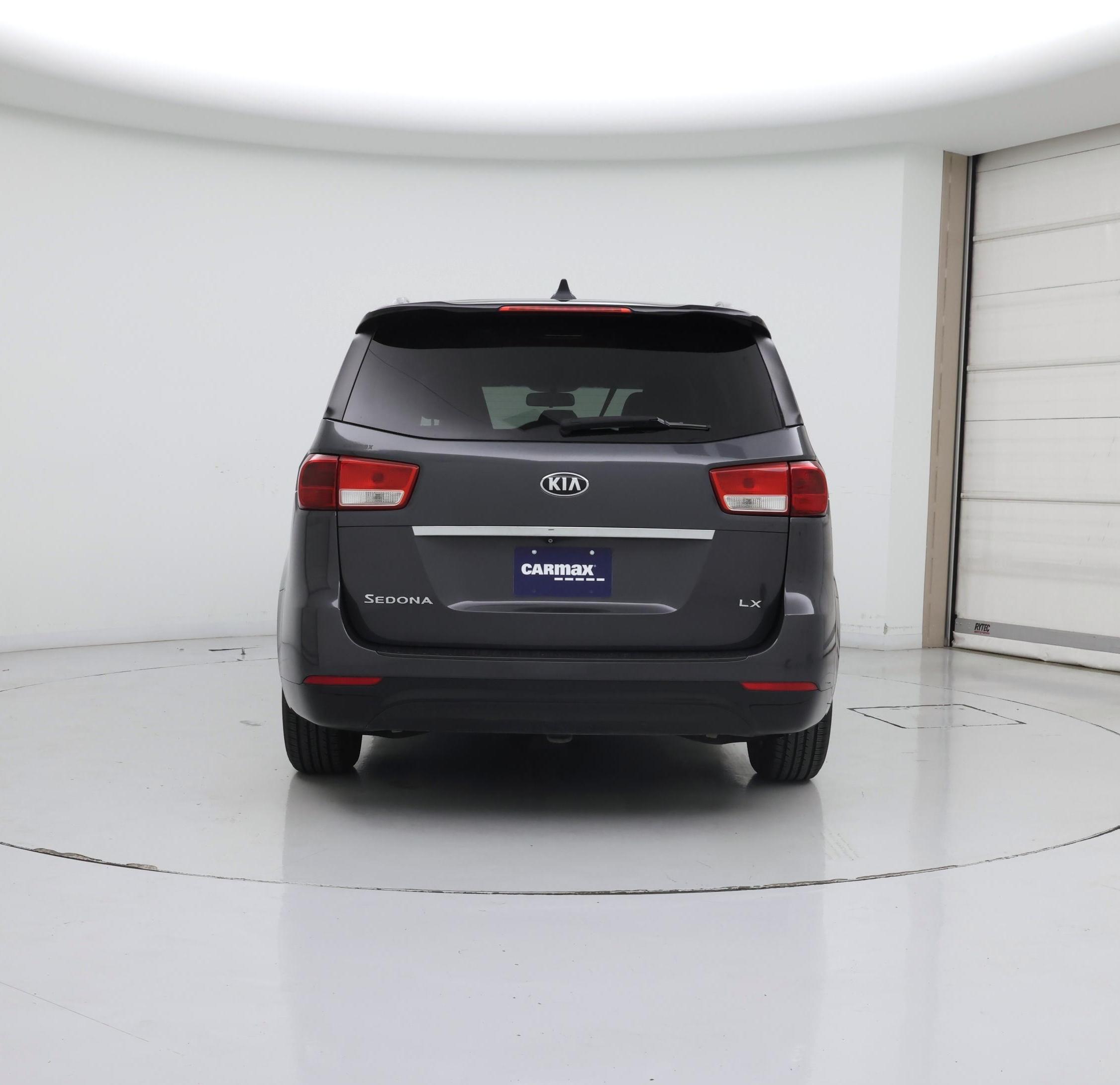 Thumbnail: 2016 Kia Sedona - 6