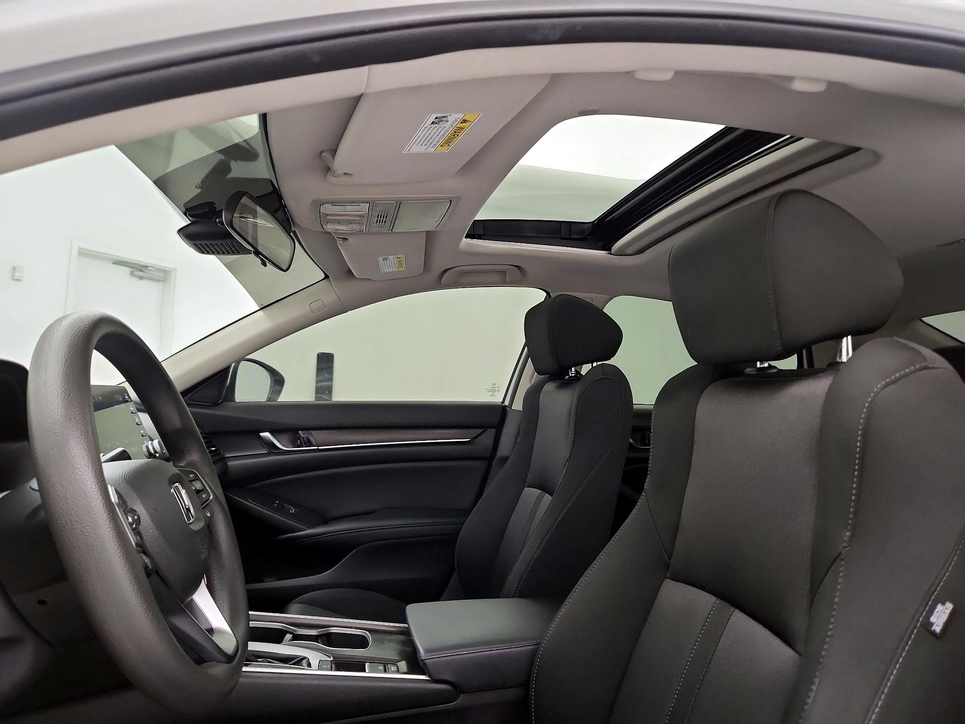 Thumbnail: 2018 Honda Accord - 19