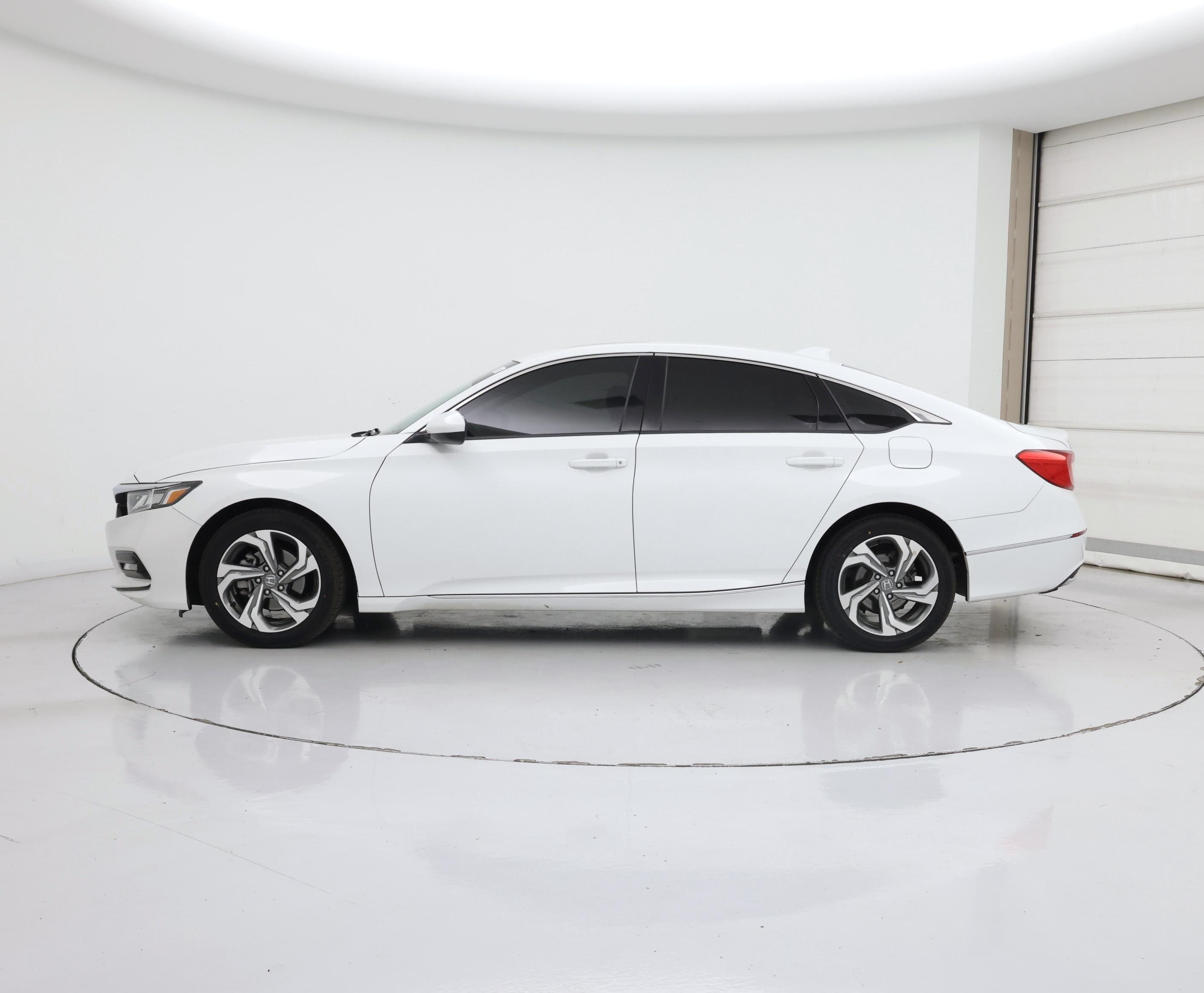 Thumbnail: 2018 Honda Accord - 3