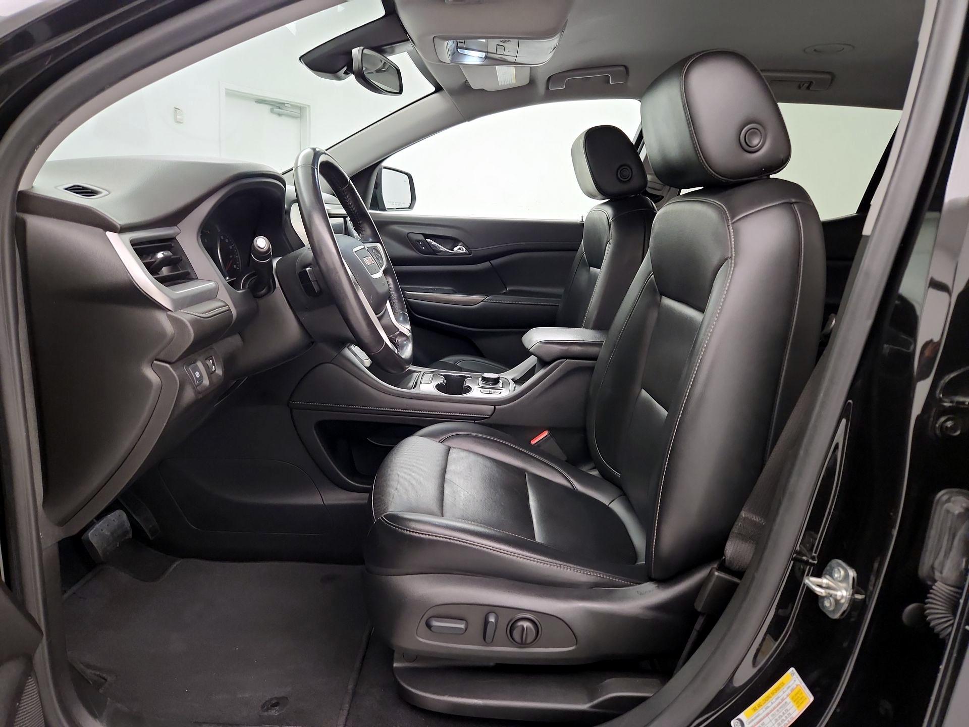 Thumbnail: 2022 GMC Acadia - 11