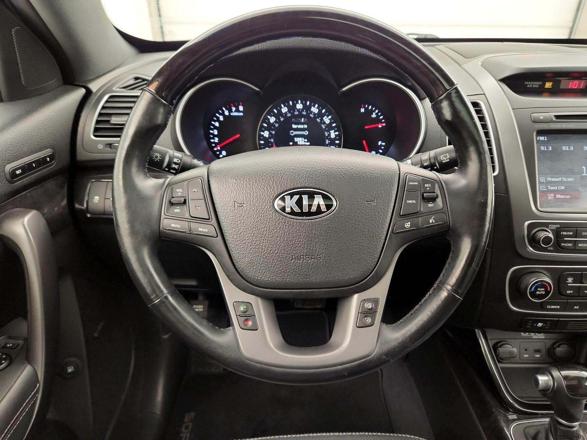 Thumbnail: 2014 Kia Sorento - 10