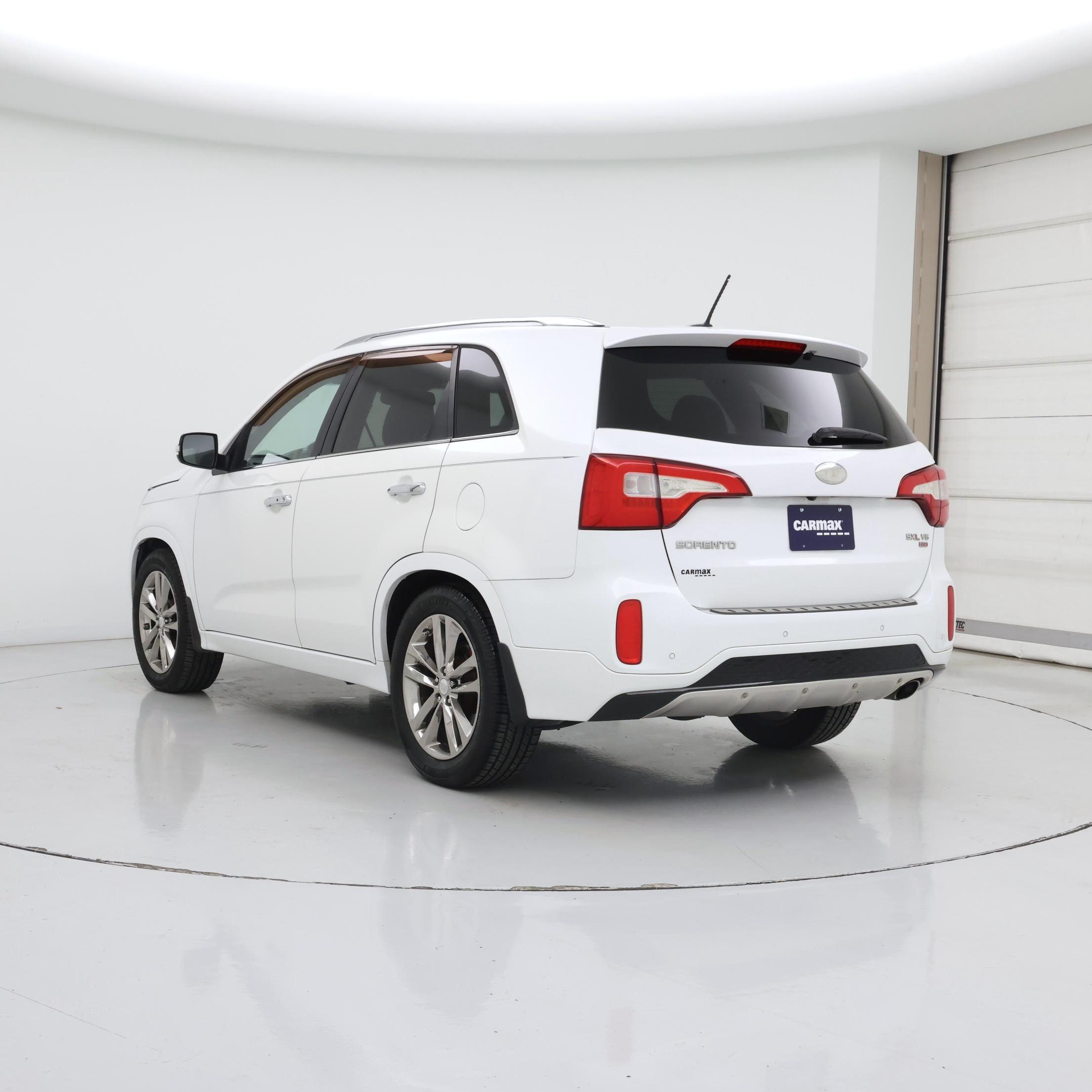 Thumbnail: 2014 Kia Sorento - 2