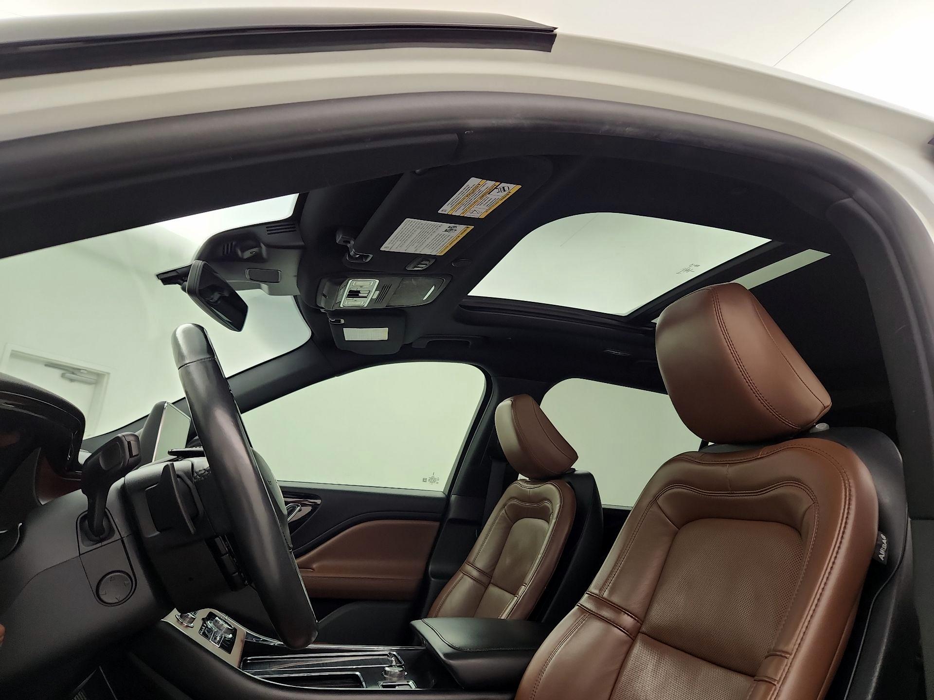 Thumbnail: 2021 Lincoln Aviator - 20