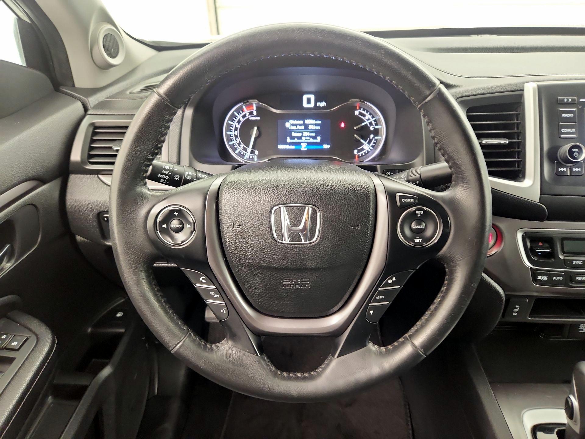 Thumbnail: 2017 Honda Ridgeline - 10